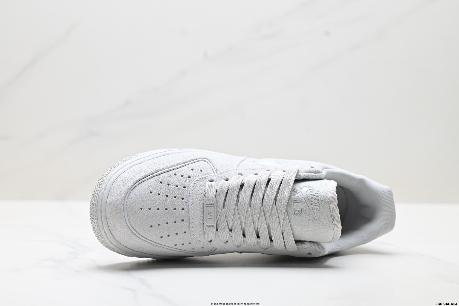 NIKE AIR FORCE 1‘07 HV4406-001 NIKE AIR FORCE 1‘07 HV4406-001