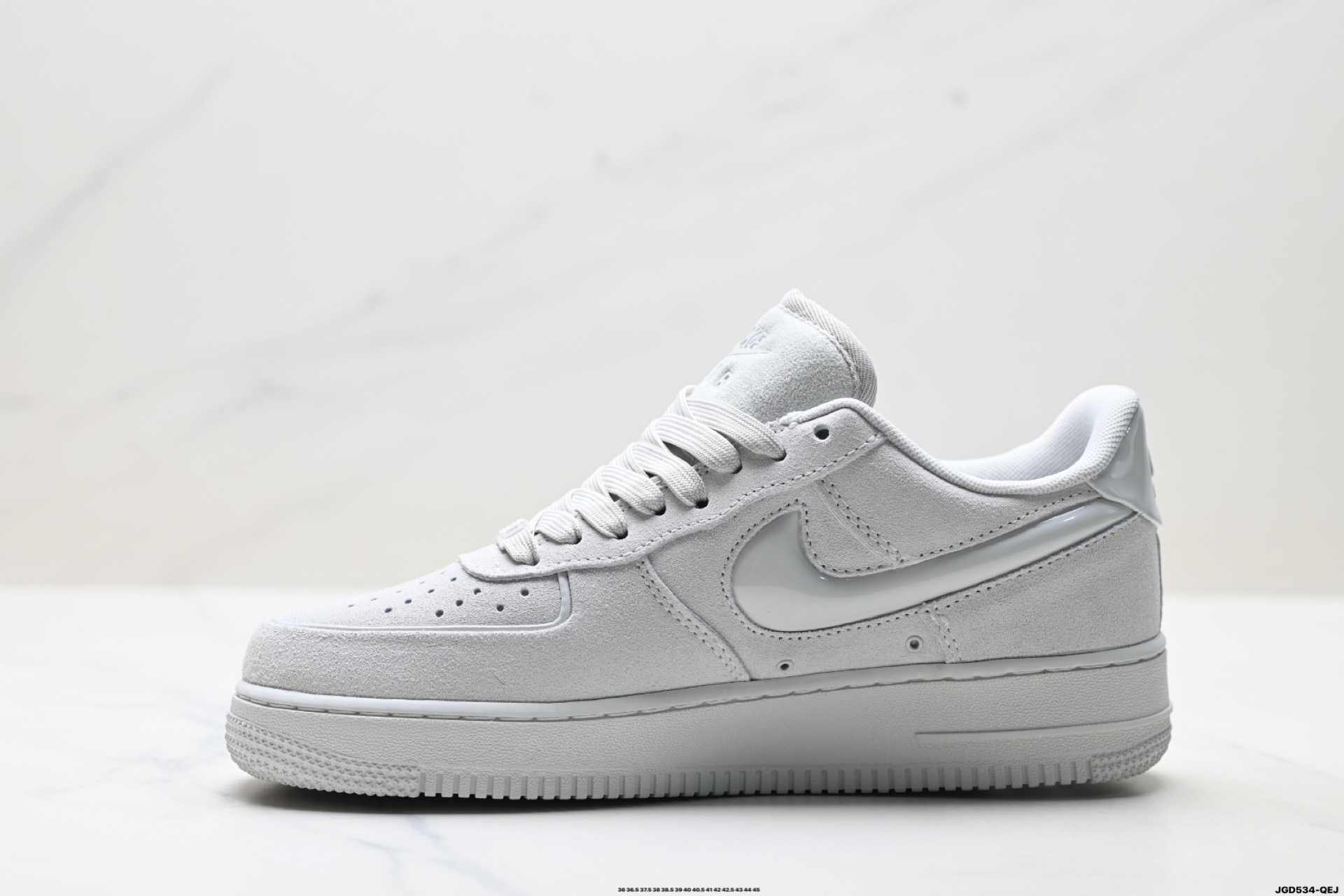 NIKE AIR FORCE 1‘07 HV4406-001 NIKE AIR FORCE 1‘07 HV4406-001