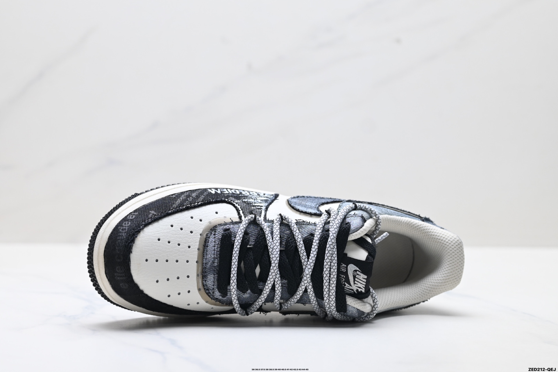 NIKE AIR FORCE 1‘07 FB0607-110 NIKE AIR FORCE 1‘07 FB0607-110