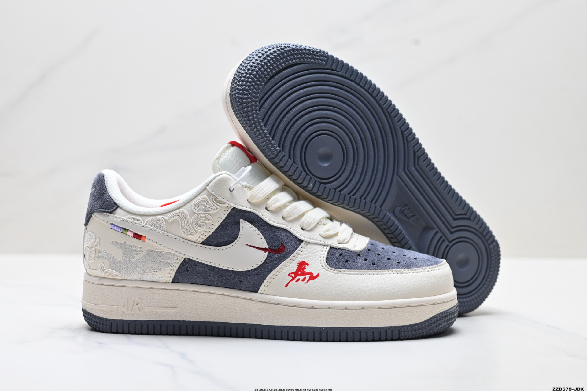 NIKE AIR FORCE 1‘07 LV8 SD6868-139