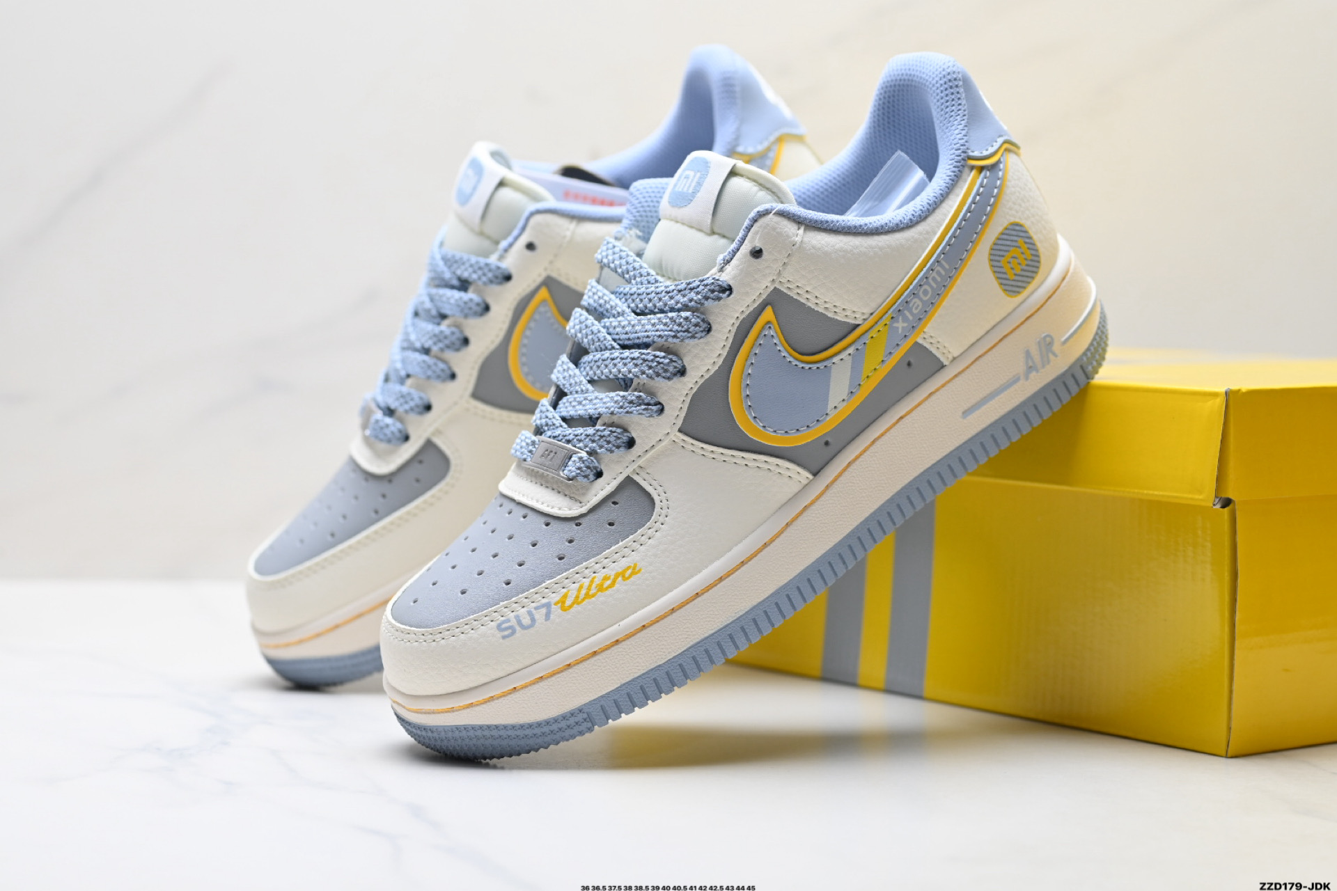 NIKE AIR FORCE 1‘07 LV8 XX3168-215