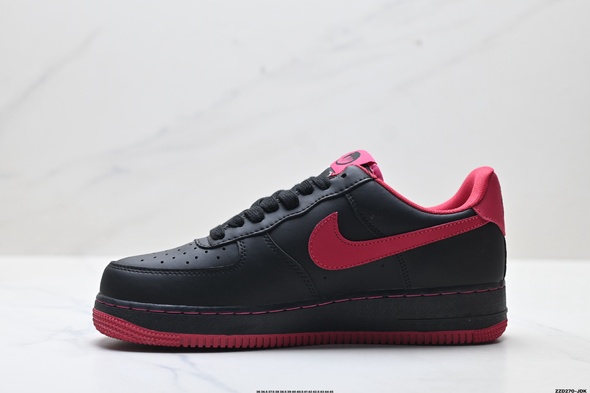 NIKE AIR FORCE 1‘07 LV8 FV3694-102