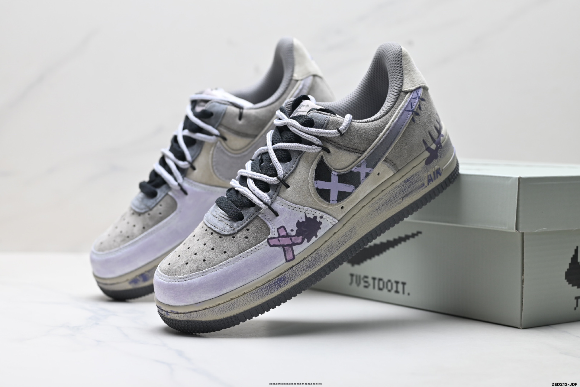 NIKE AIR FORCE 1‘07 YD2425-066