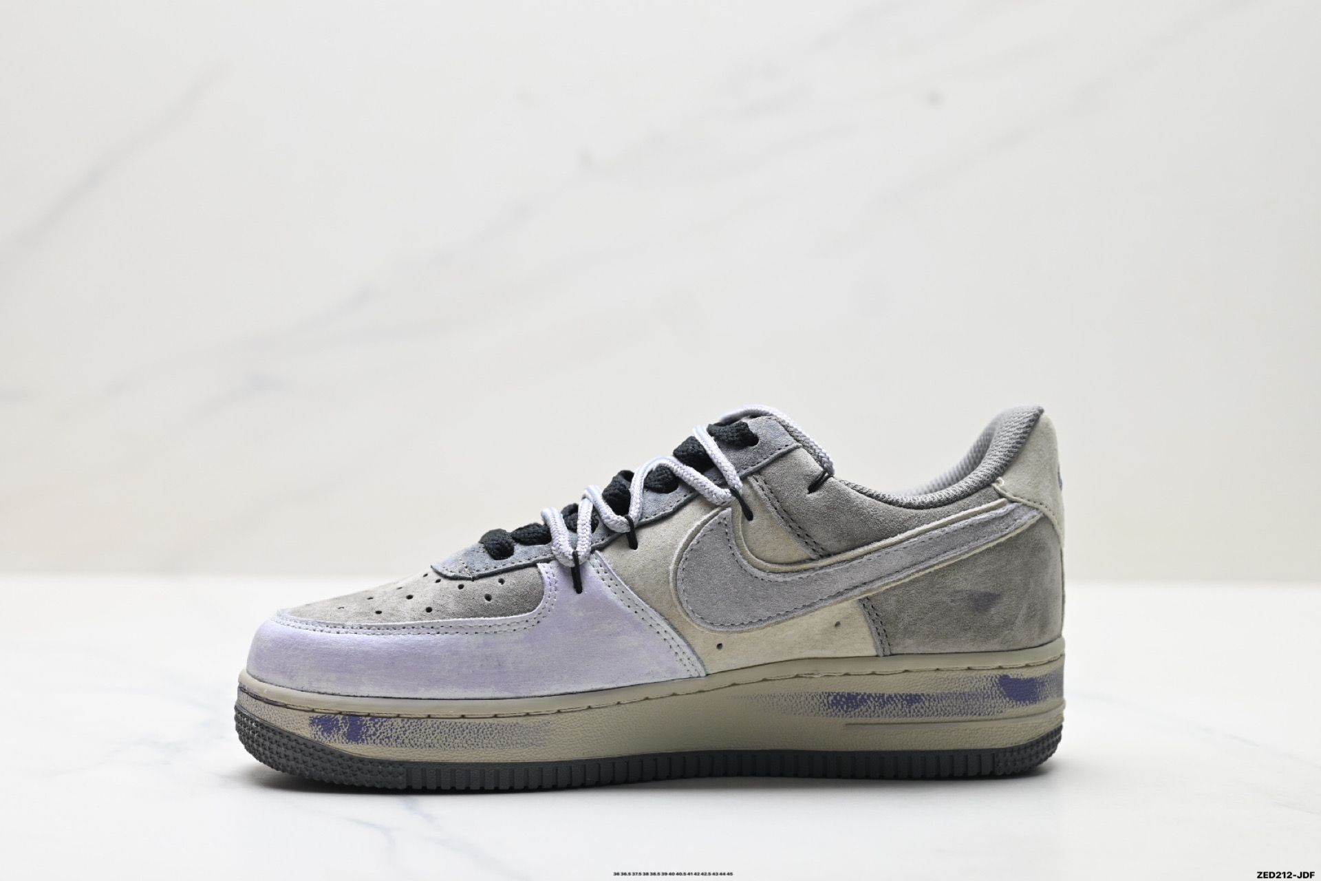 NIKE AIR FORCE 1‘07 YD2425-066
