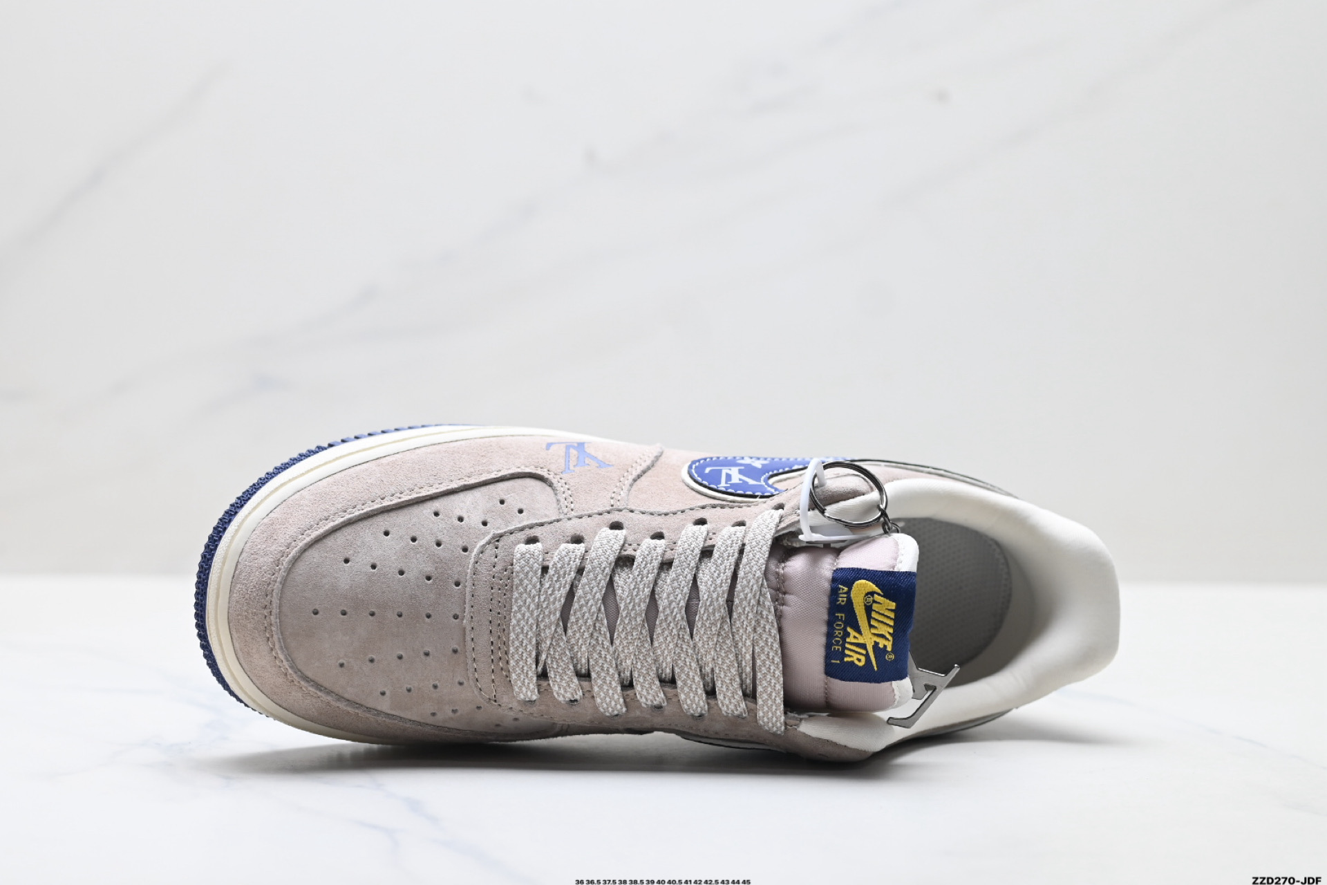 NIKE AIR FORCE 1‘07 LV8 KL1688-004
