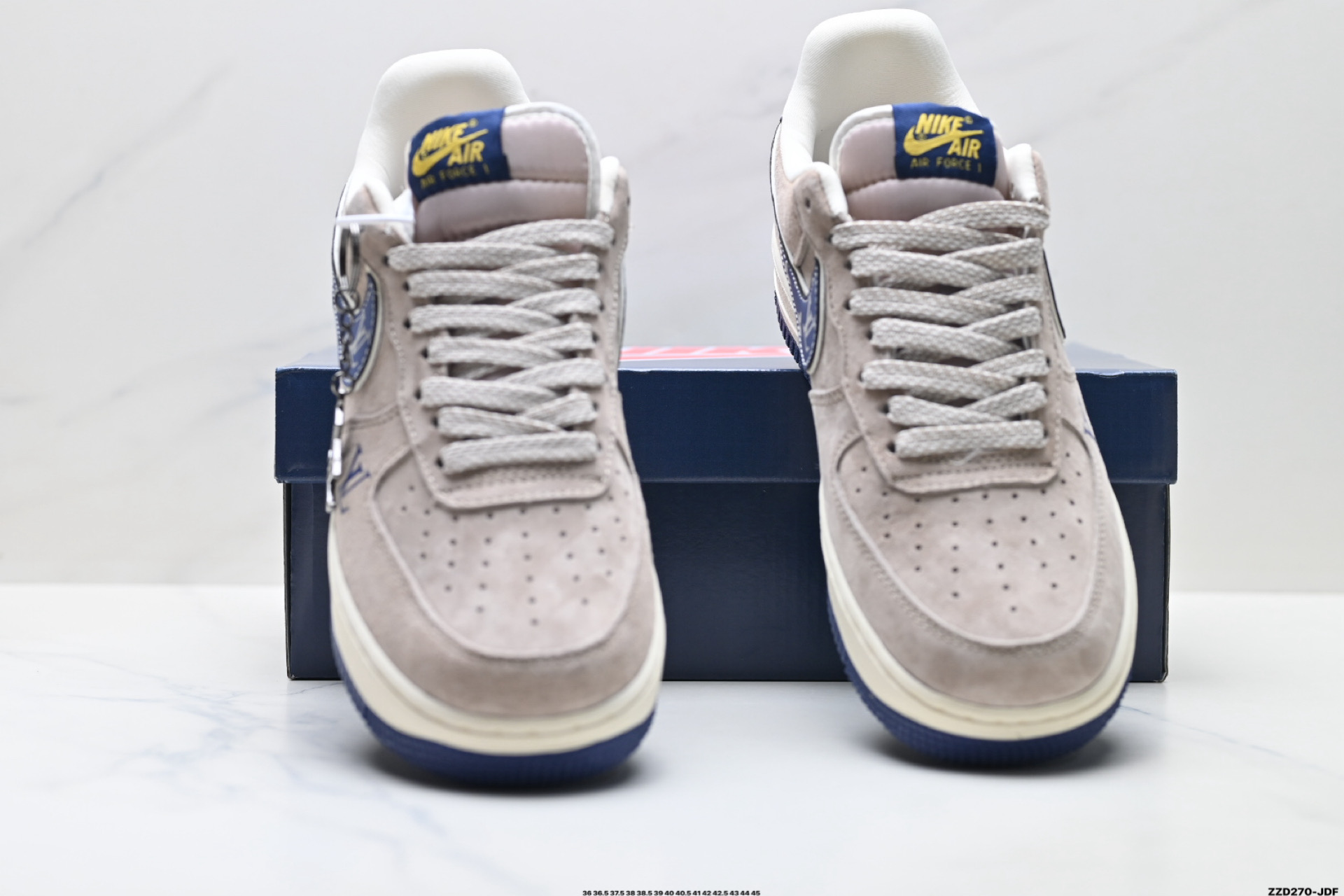 NIKE AIR FORCE 1‘07 LV8 KL1688-004