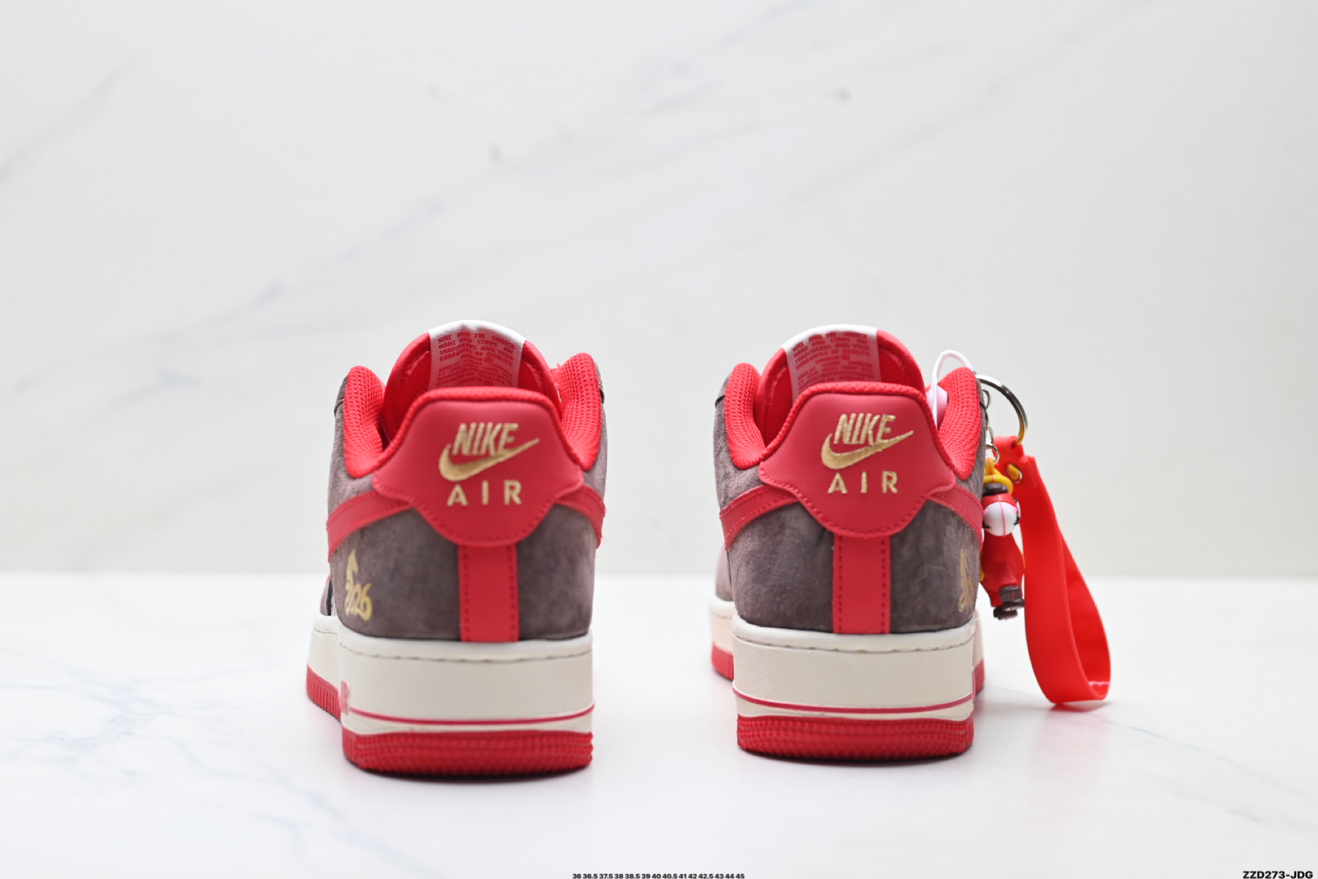 NIKE AIR FORCE 1‘07 LV8 XD0028-001