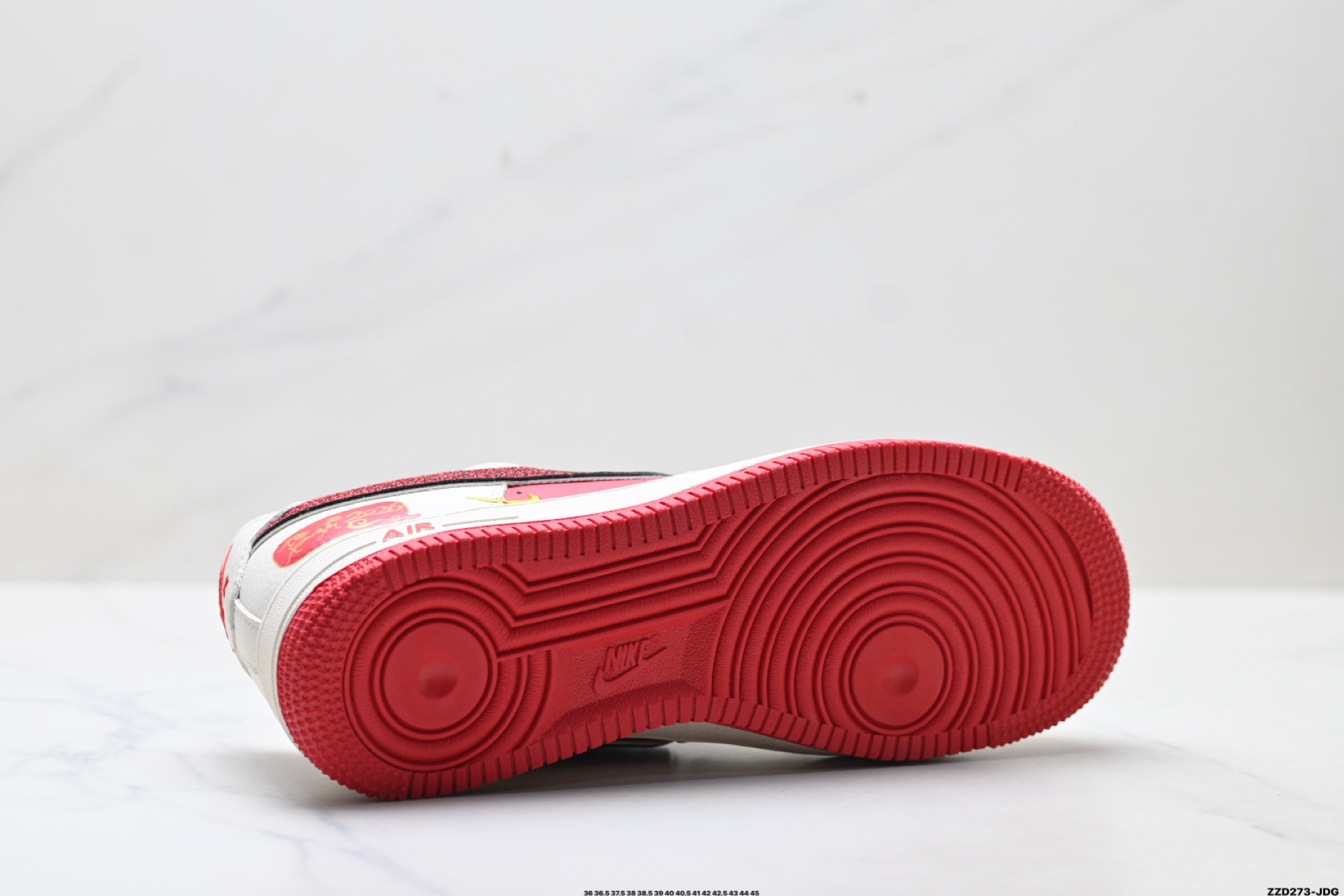 NIKE AIR FORCE 1‘07 LV8 QY6878-604