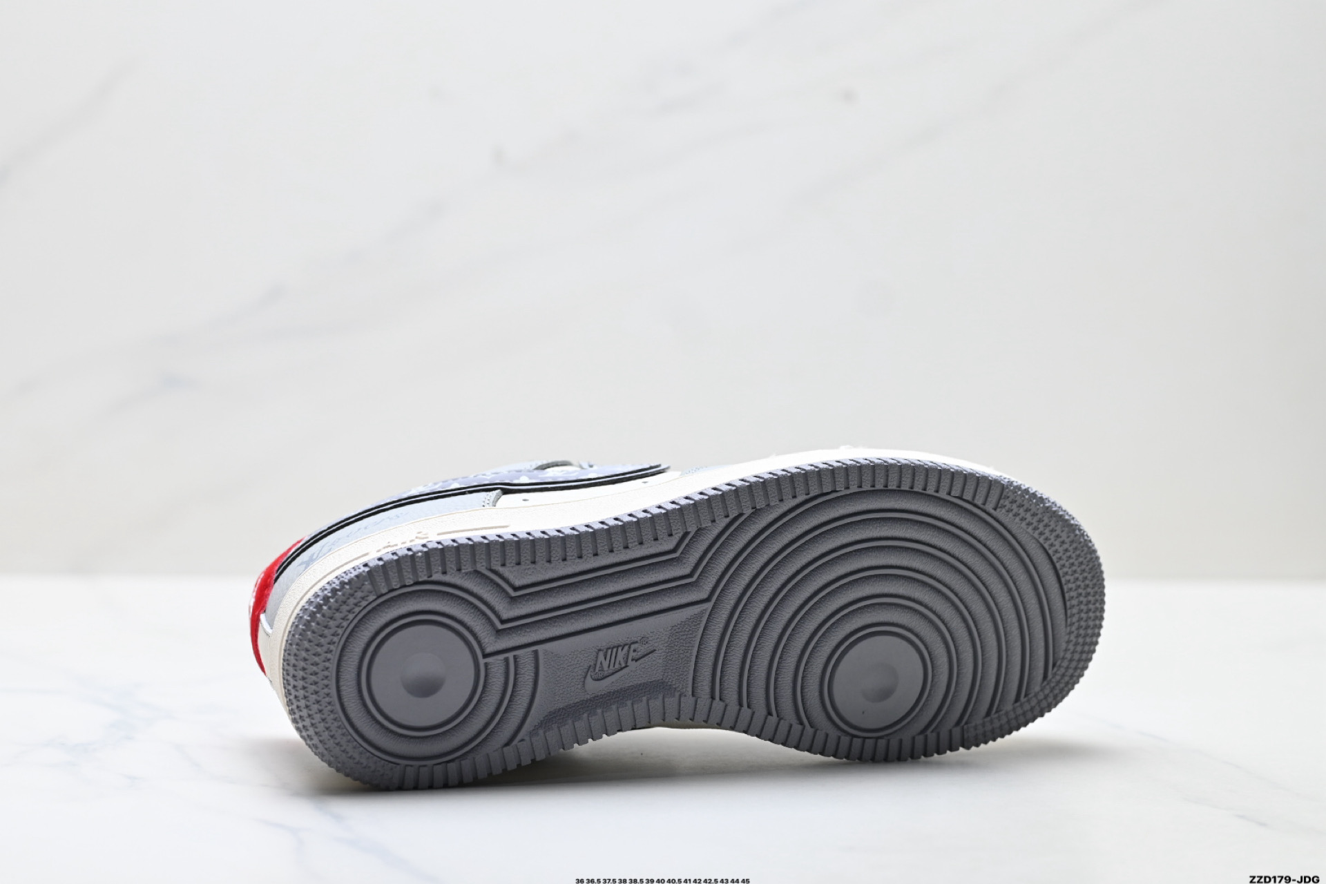NIKE AIR FORCE 1‘07 LV8 XY2025-007
