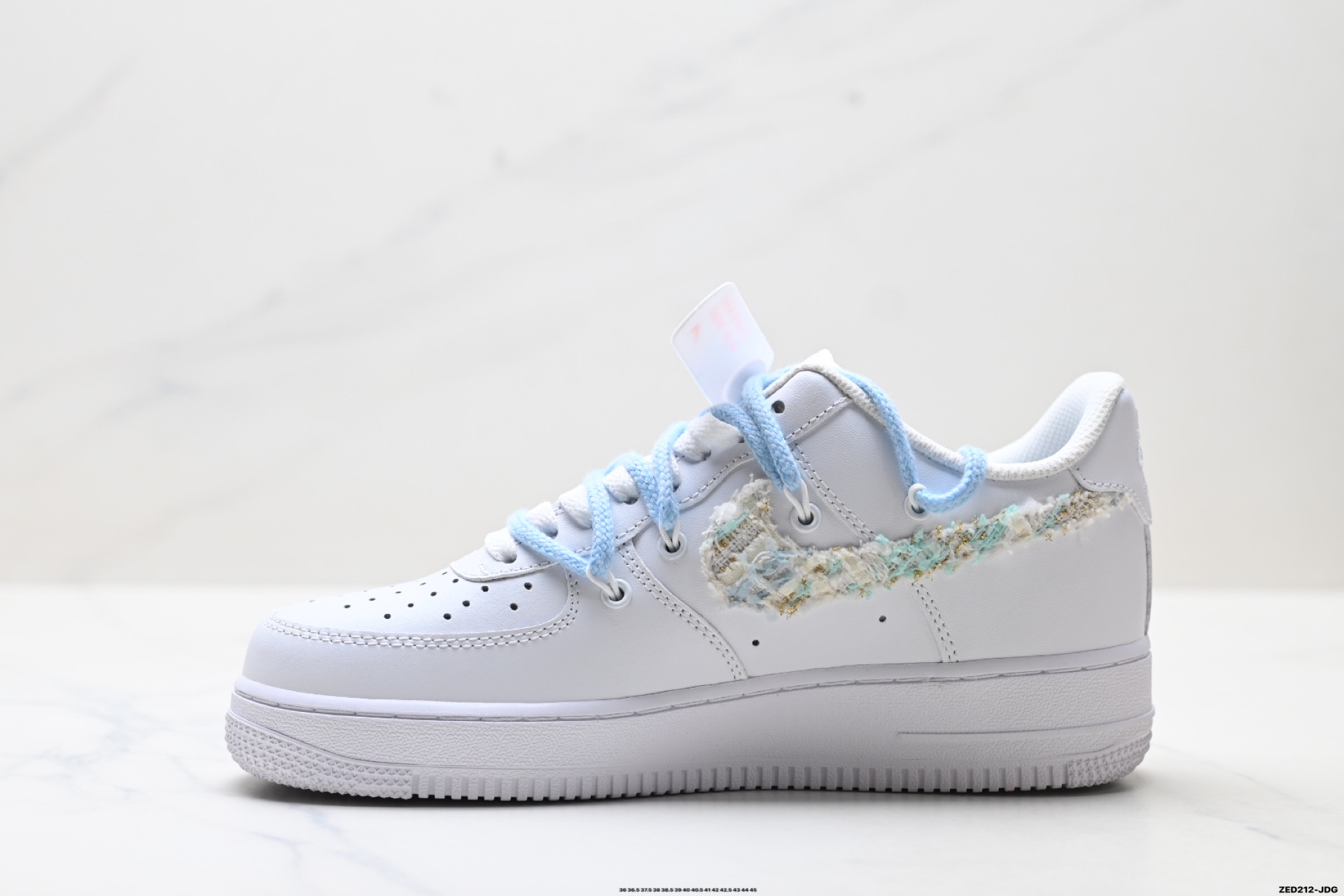 NIKE AIR FORCE 1‘07 LV8 DC9999-223