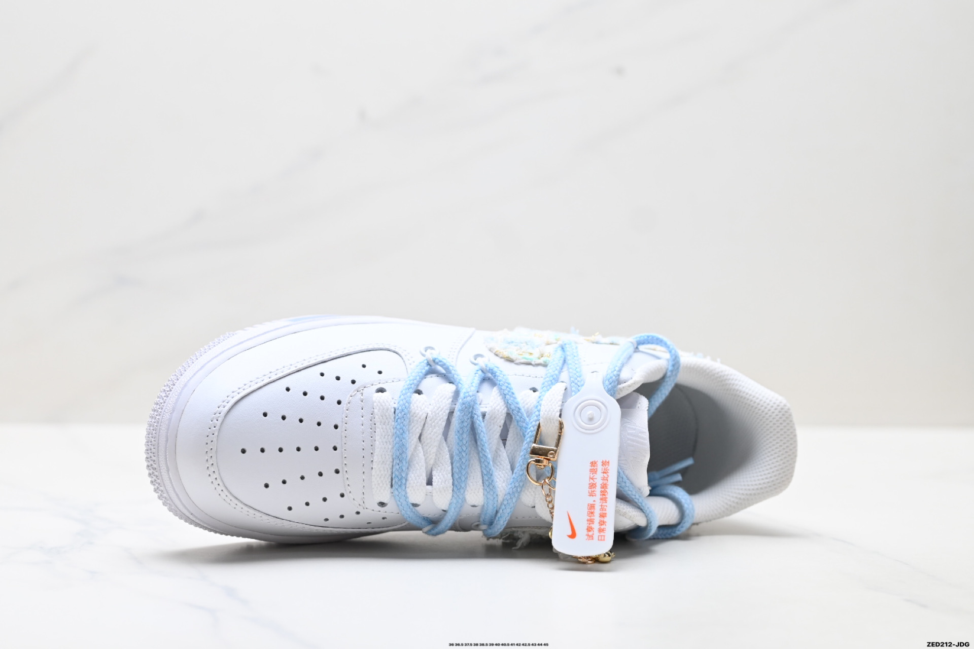 NIKE AIR FORCE 1‘07 LV8 DC9999-223