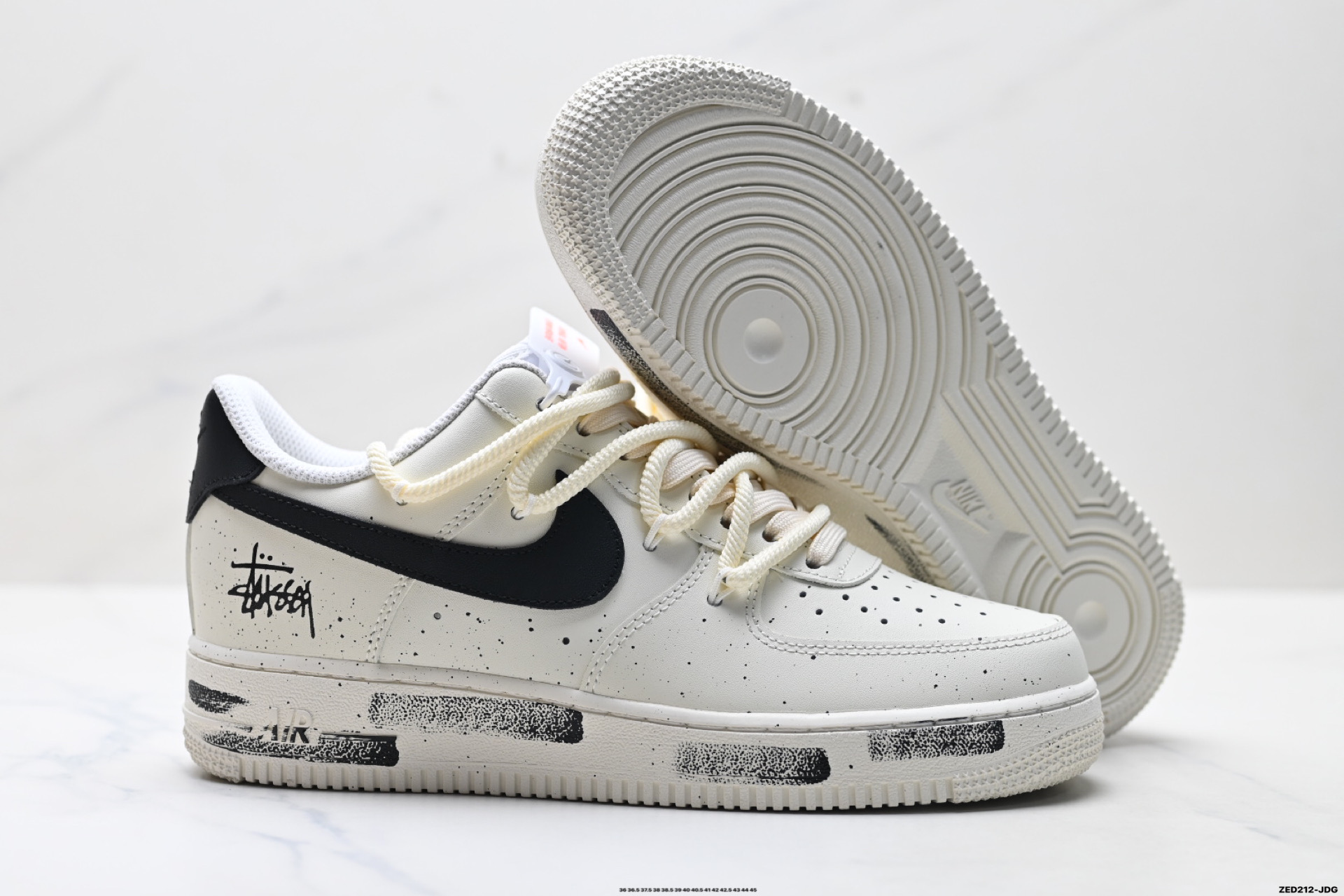 NIKE AIR FORCE 1‘07 LV8 ZH0316-159