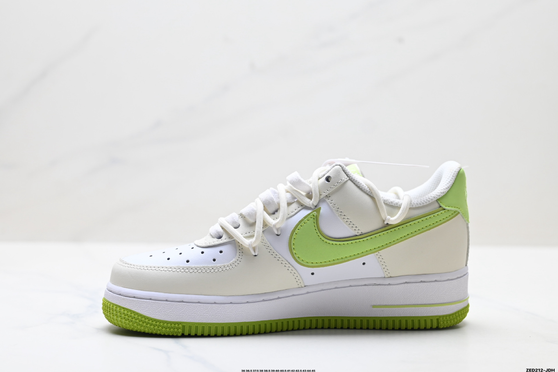 NIKE AIR FORCE 1‘07 LV8 YY2024-315