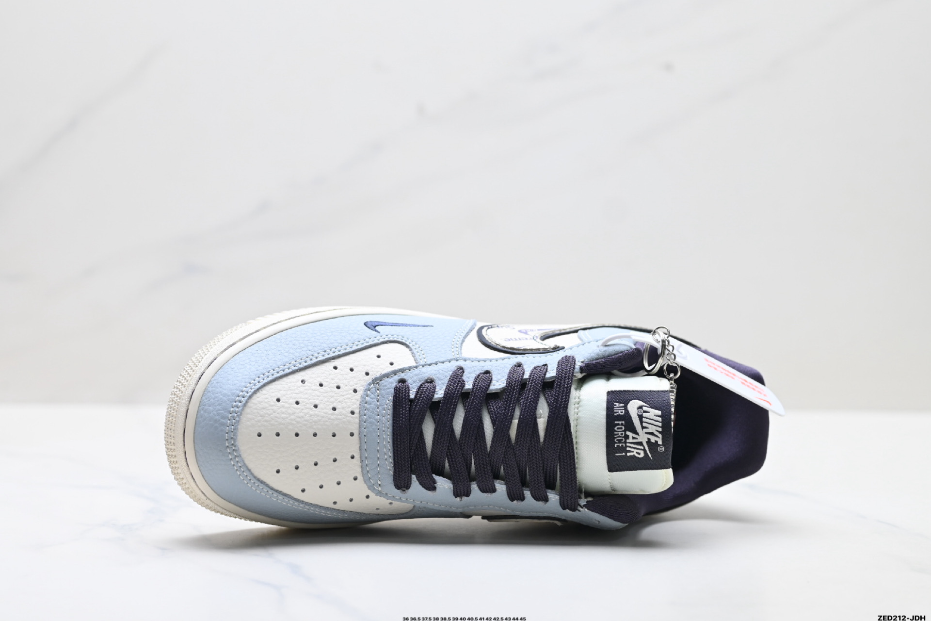 NIKE AIR FORCE 1‘07 LV8 DD1928-308