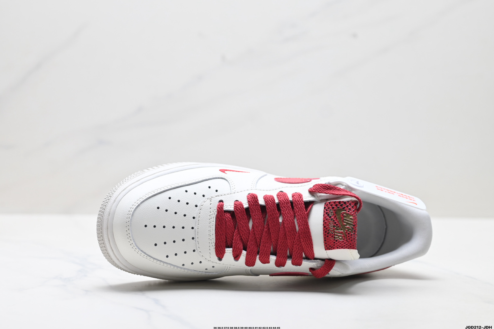 NIKE AIR FORCE 1‘07 HV5979-130