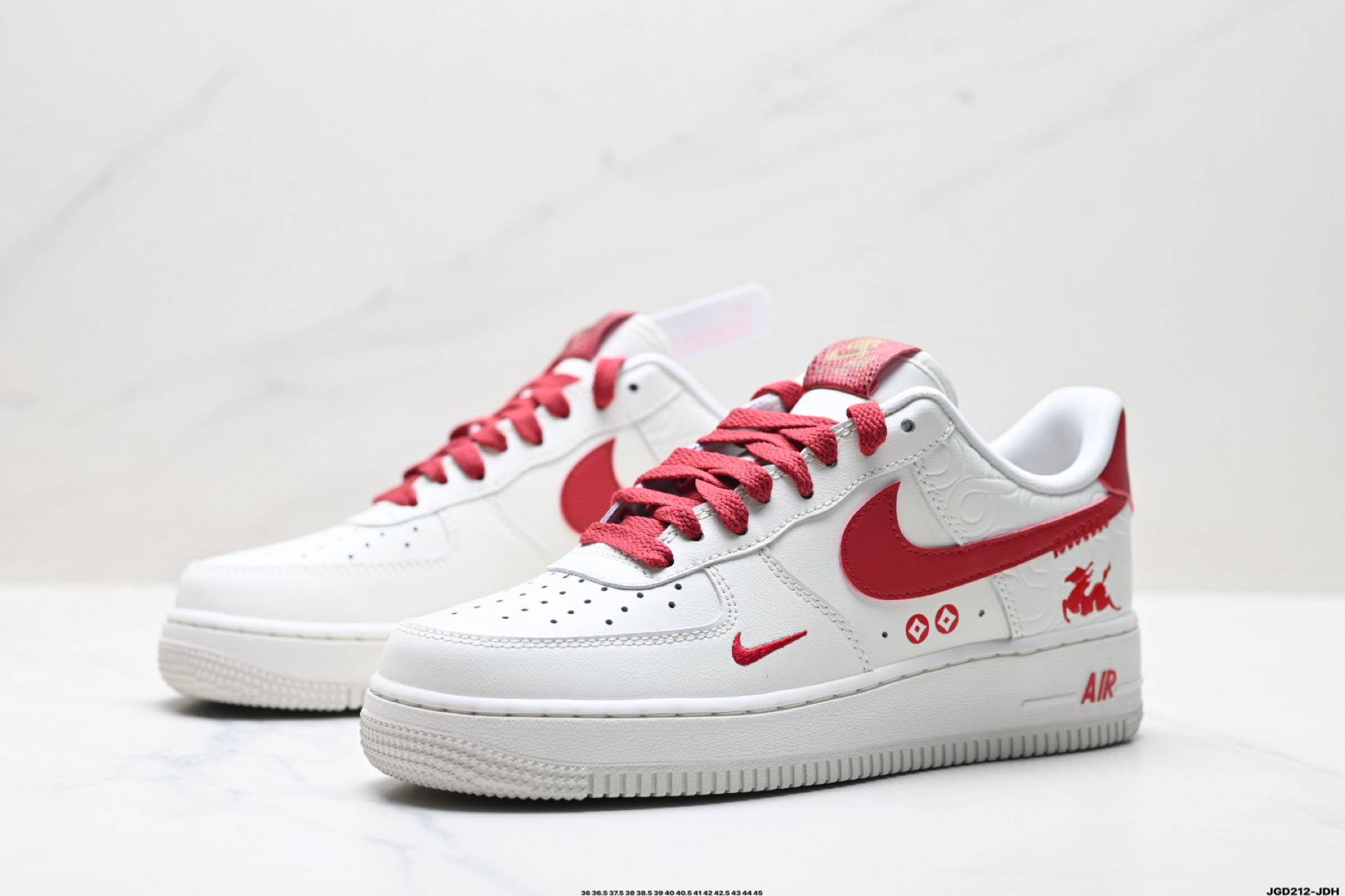 NIKE AIR FORCE 1‘07 HV5979-130