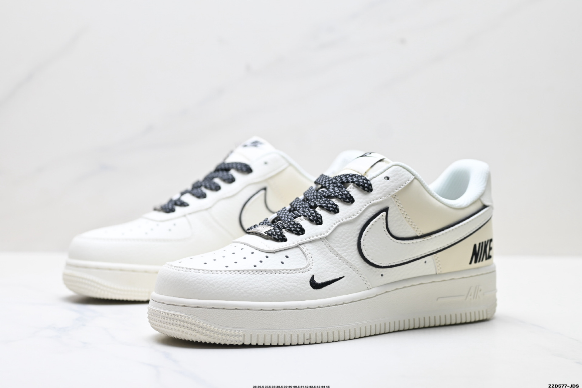 NIKE AIR FORCE 1‘07 LV8 CS5288-063