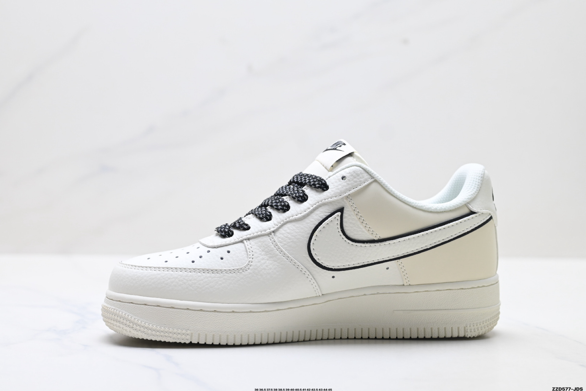 NIKE AIR FORCE 1‘07 LV8 CS5288-063