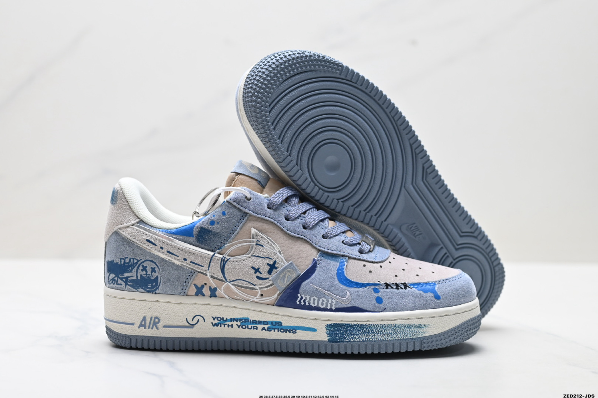 NIKE AIR FORCE 1‘07 LX CD1212-111