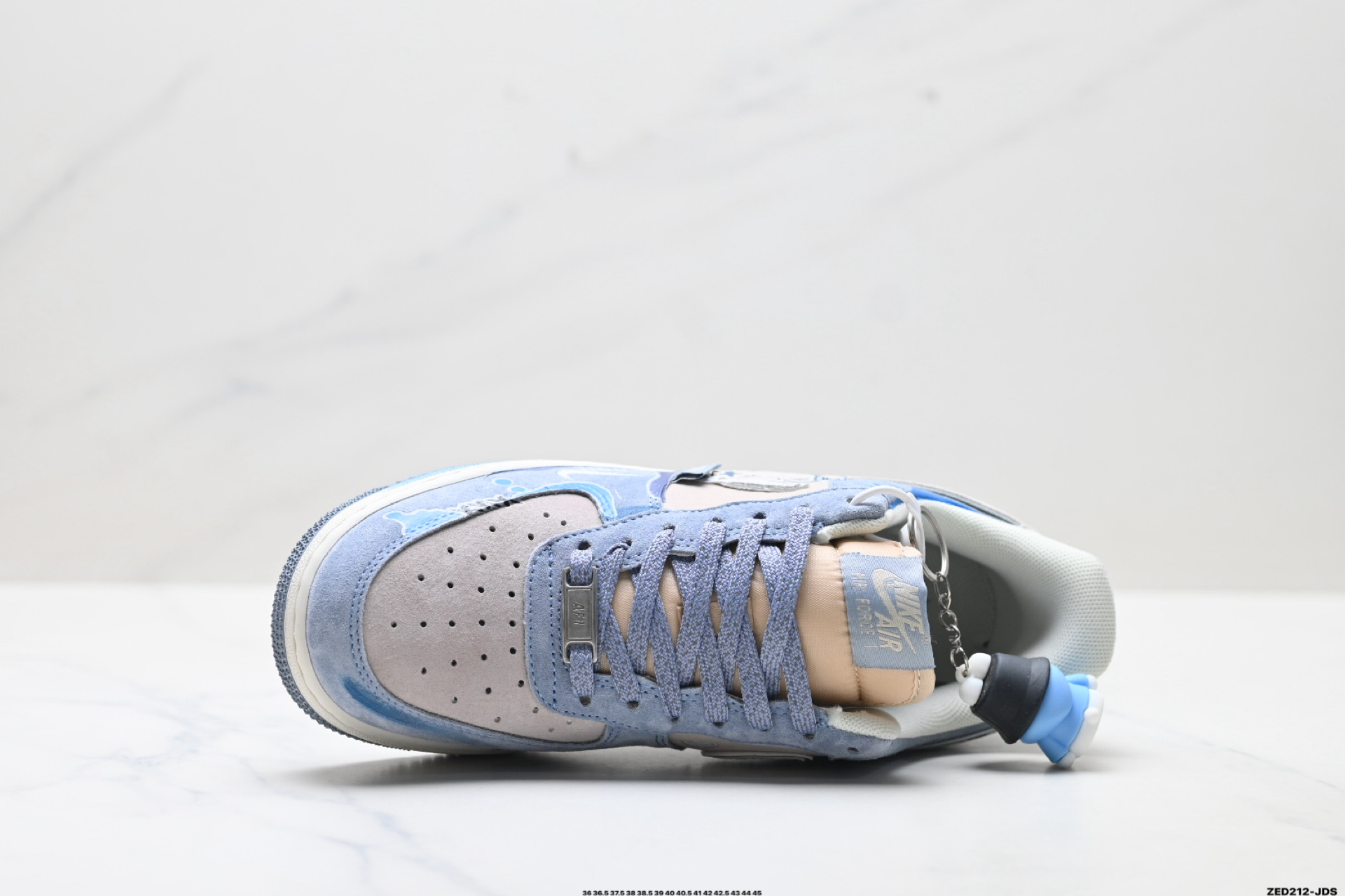 NIKE AIR FORCE 1‘07 LX CD1212-111