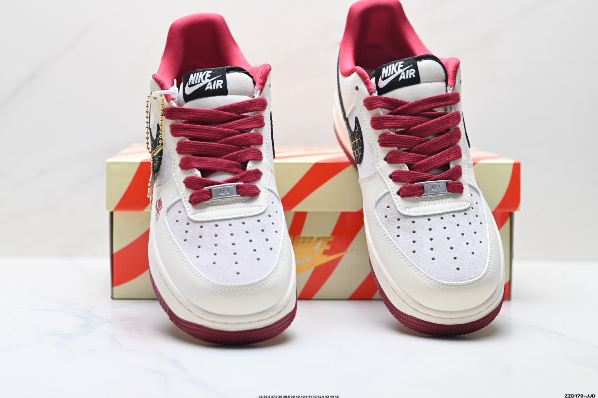 270 NIKE AIR FORCE 1‘07 LV8 JP2076-150
