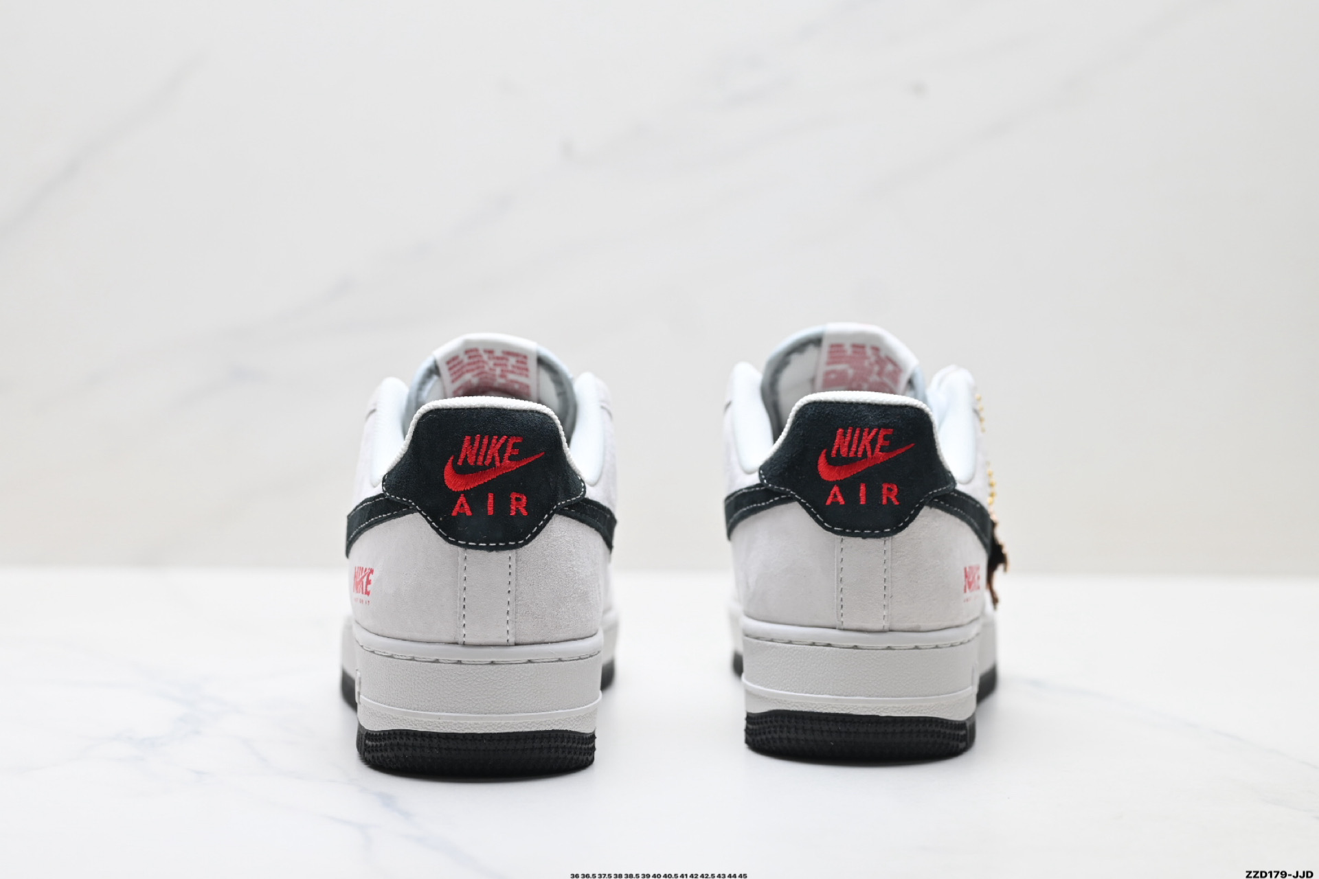 270 NIKE AIR FORCE 1‘07 LV8 JP2076-135