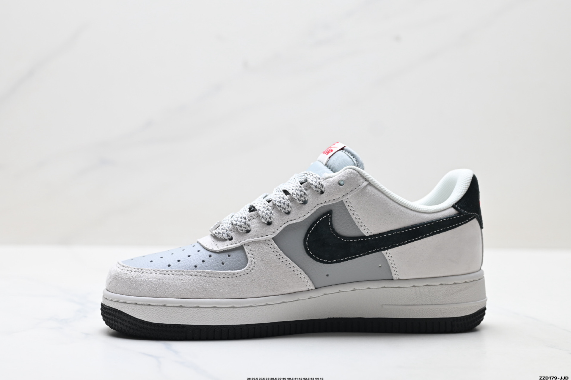 270 NIKE AIR FORCE 1‘07 LV8 JP2076-135