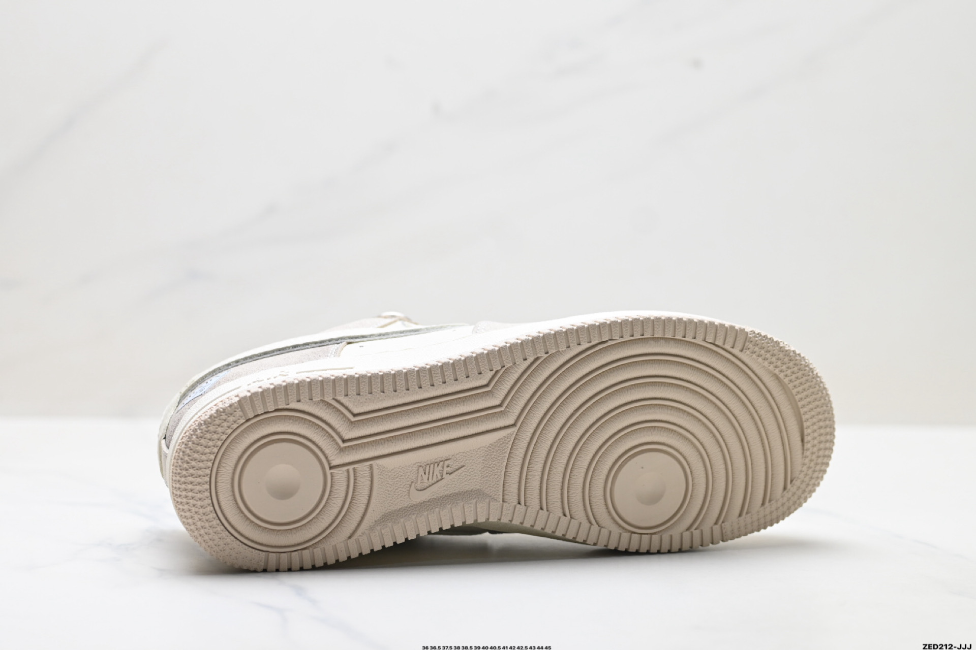 NIKE AIR FORCE 1‘07 LV8 XL1979-129-Top High Quatity Cheap Sneakers Fashion Clothing Clothes Bags handbags Shoes of all Brand wholesale With The best Quality And Beautiful Price from China Factory Chinese suppliers wholesaler seller NIKE AIR FORCE 1‘07 LV8 XL1979-129
