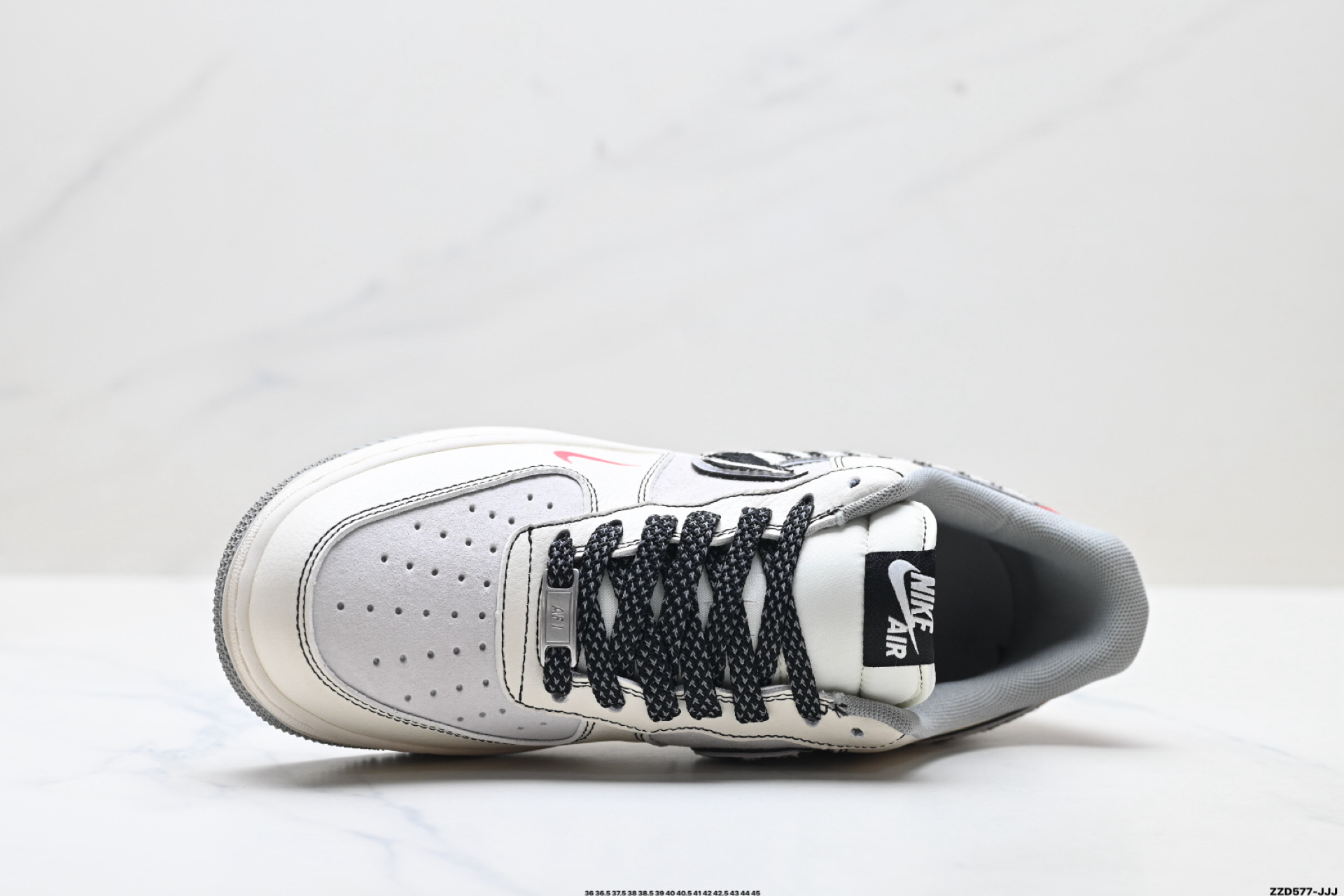 NIKE AIR FORCE 1‘07 LV8 XT6998-102