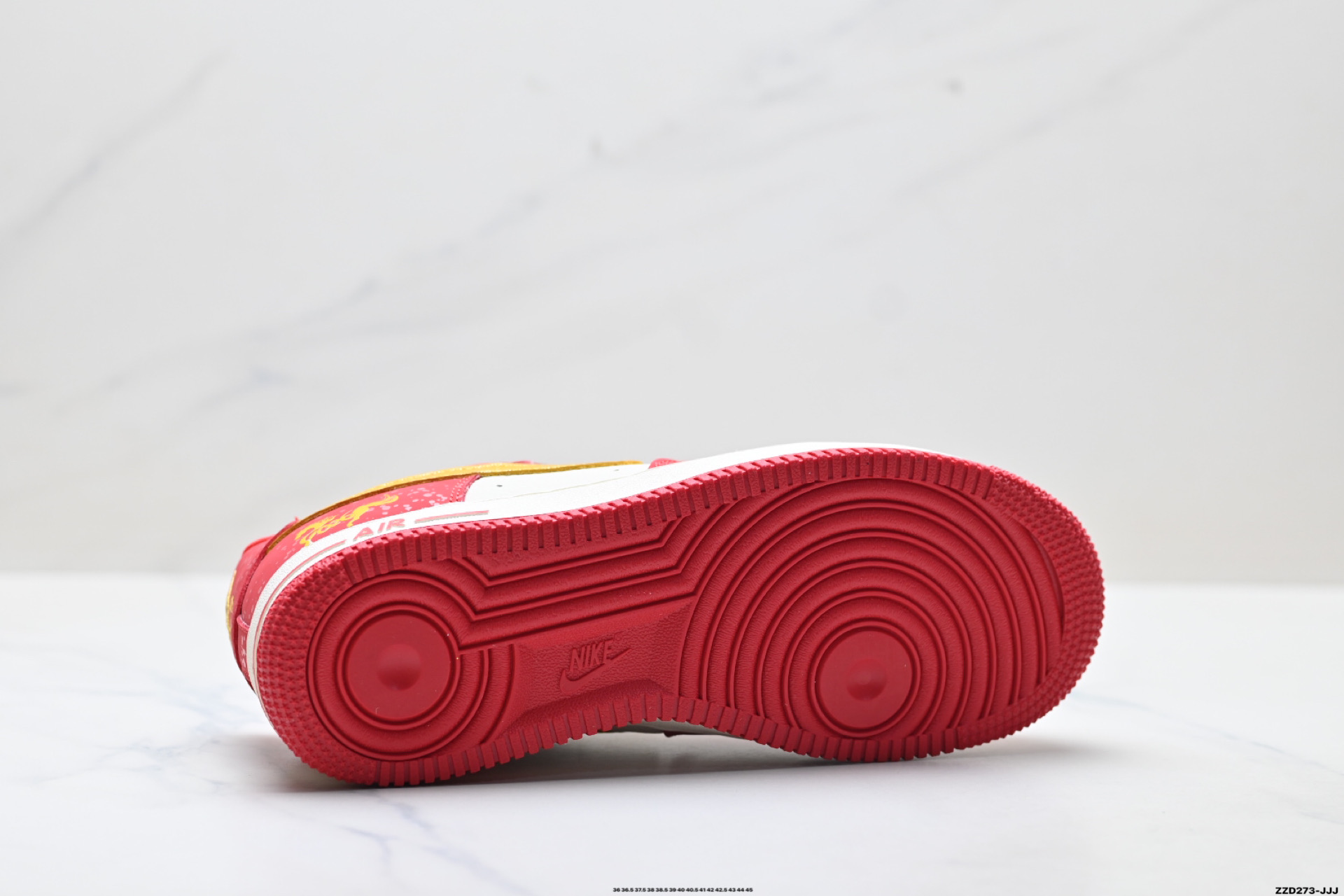 270 NIKE AIR FORCE 1‘07 LV8 DF0188-131