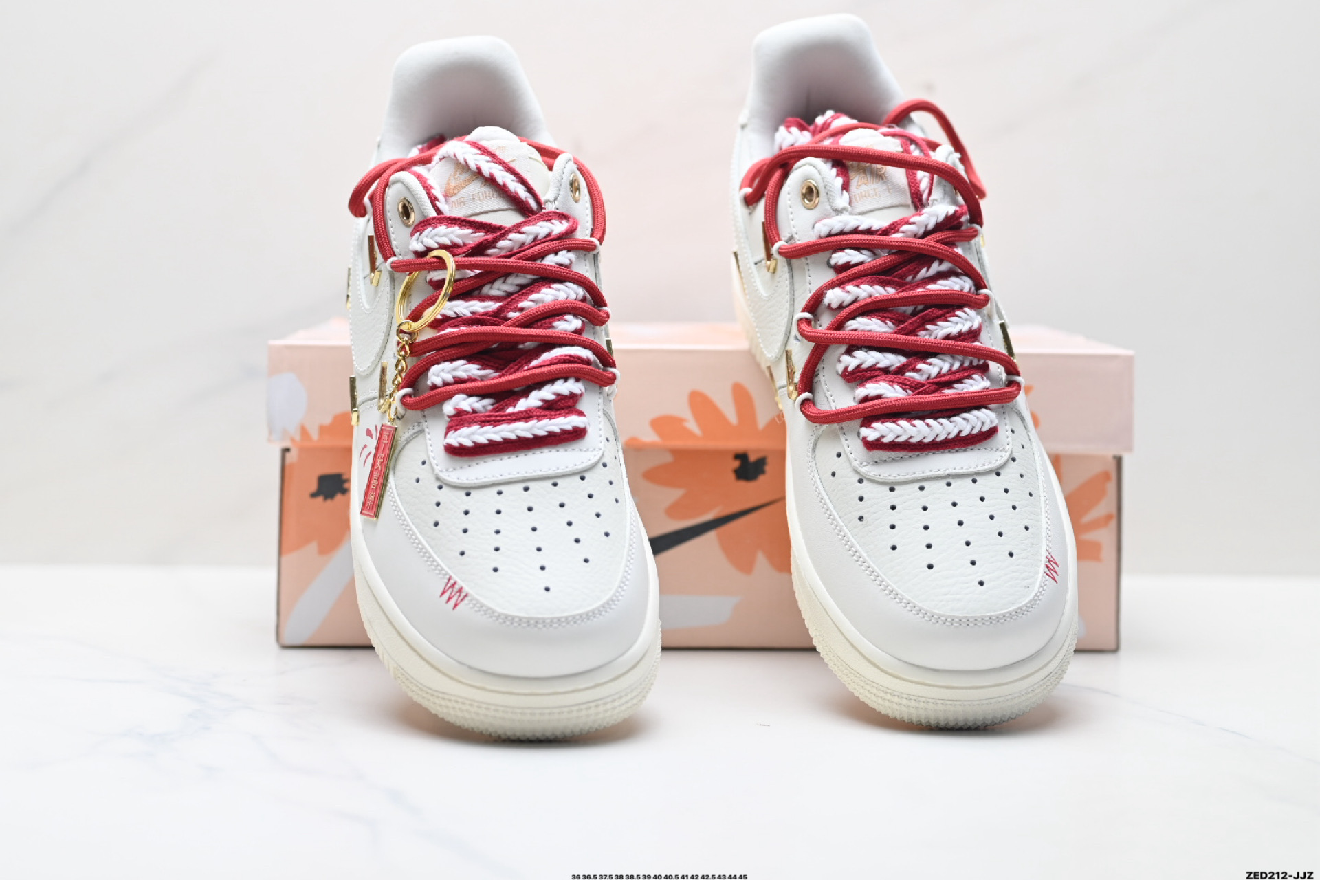 NIKE AIR FORCE 1‘07 LV8 FV3654-111