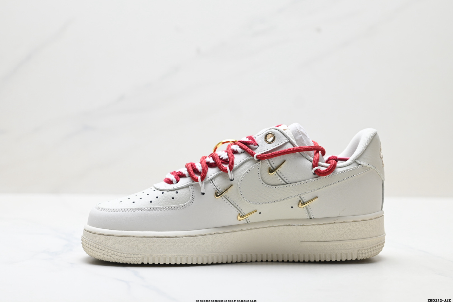 NIKE AIR FORCE 1‘07 LV8 FV3654-111
