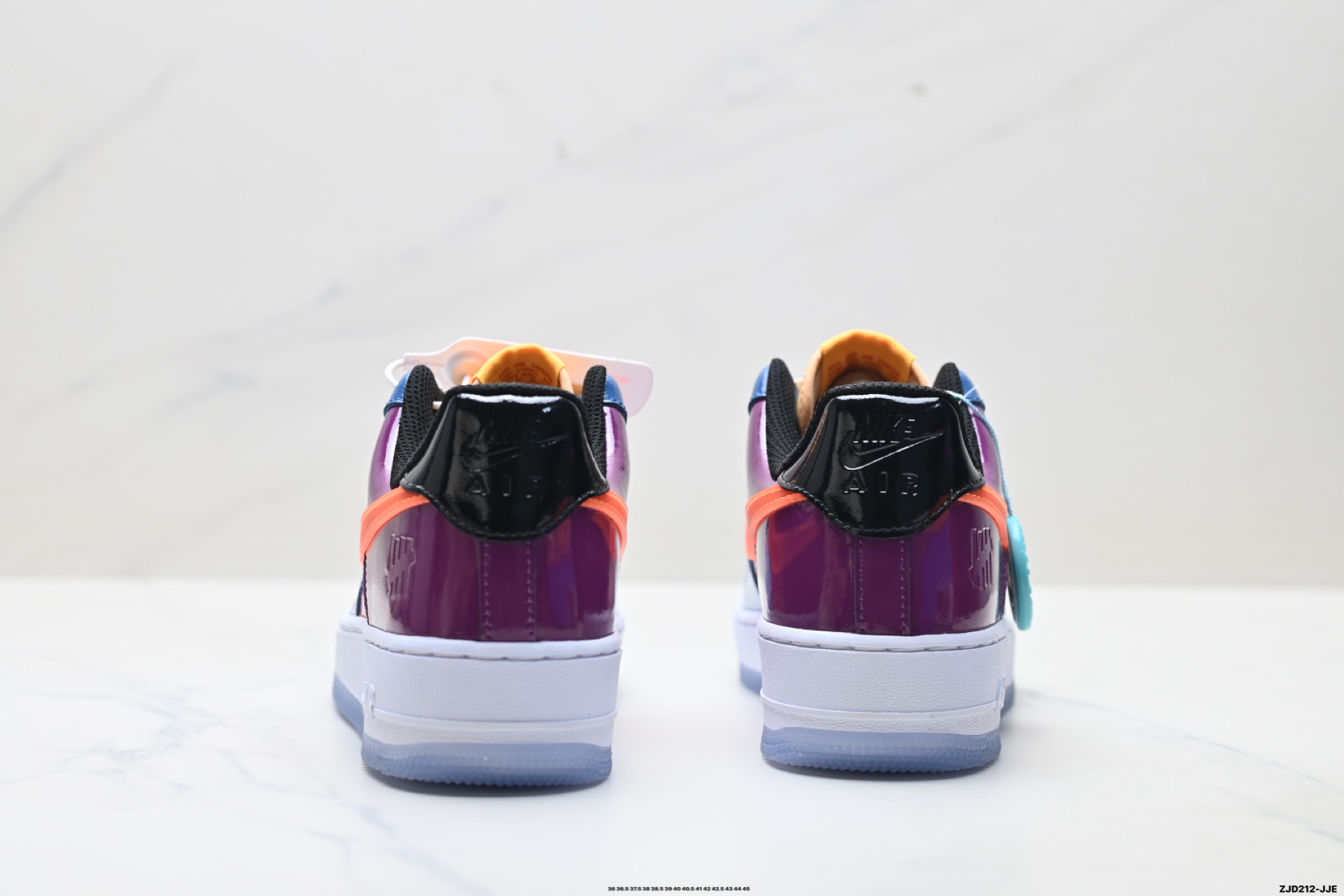 NIKE AIR FORCE 1‘07 LV8 DV5255-400