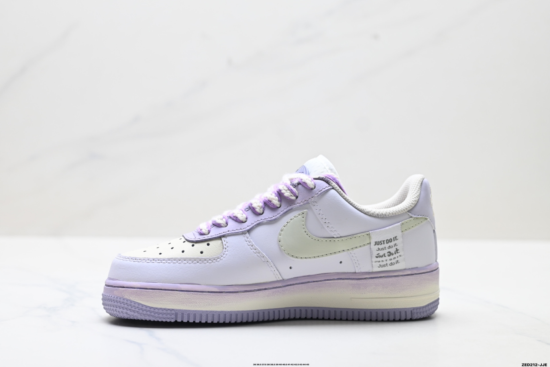 NIKE AIR FORCE 1‘07 LV8 FB1839-321