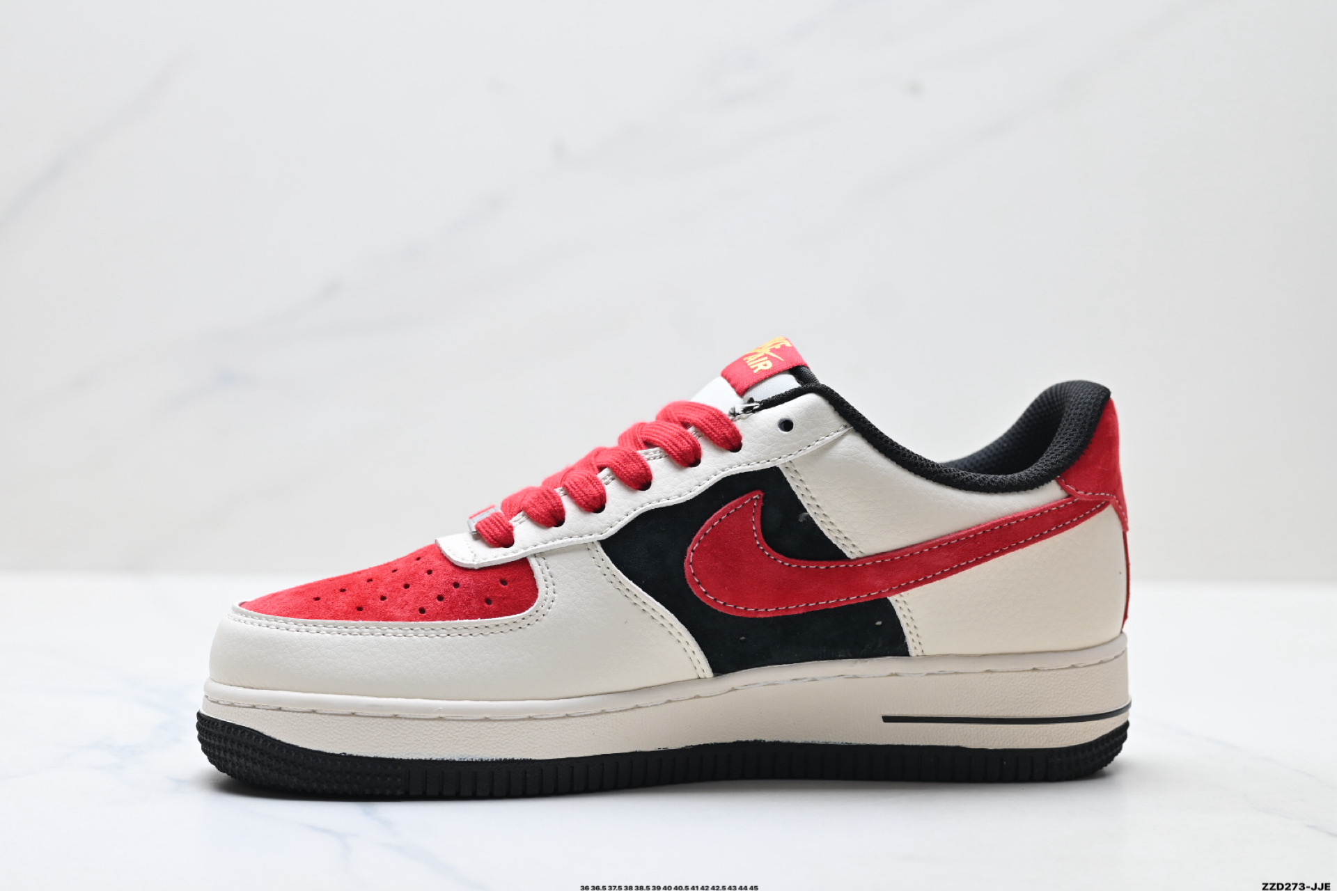 NIKE AIR FORCE 1‘07 LV8 XD0028-011