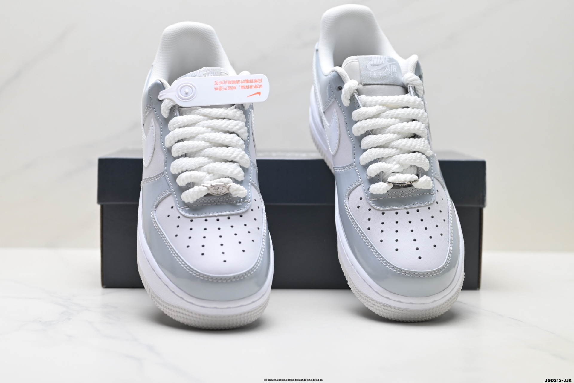 NIKE AIR FORCE 1‘07 HV9405-001