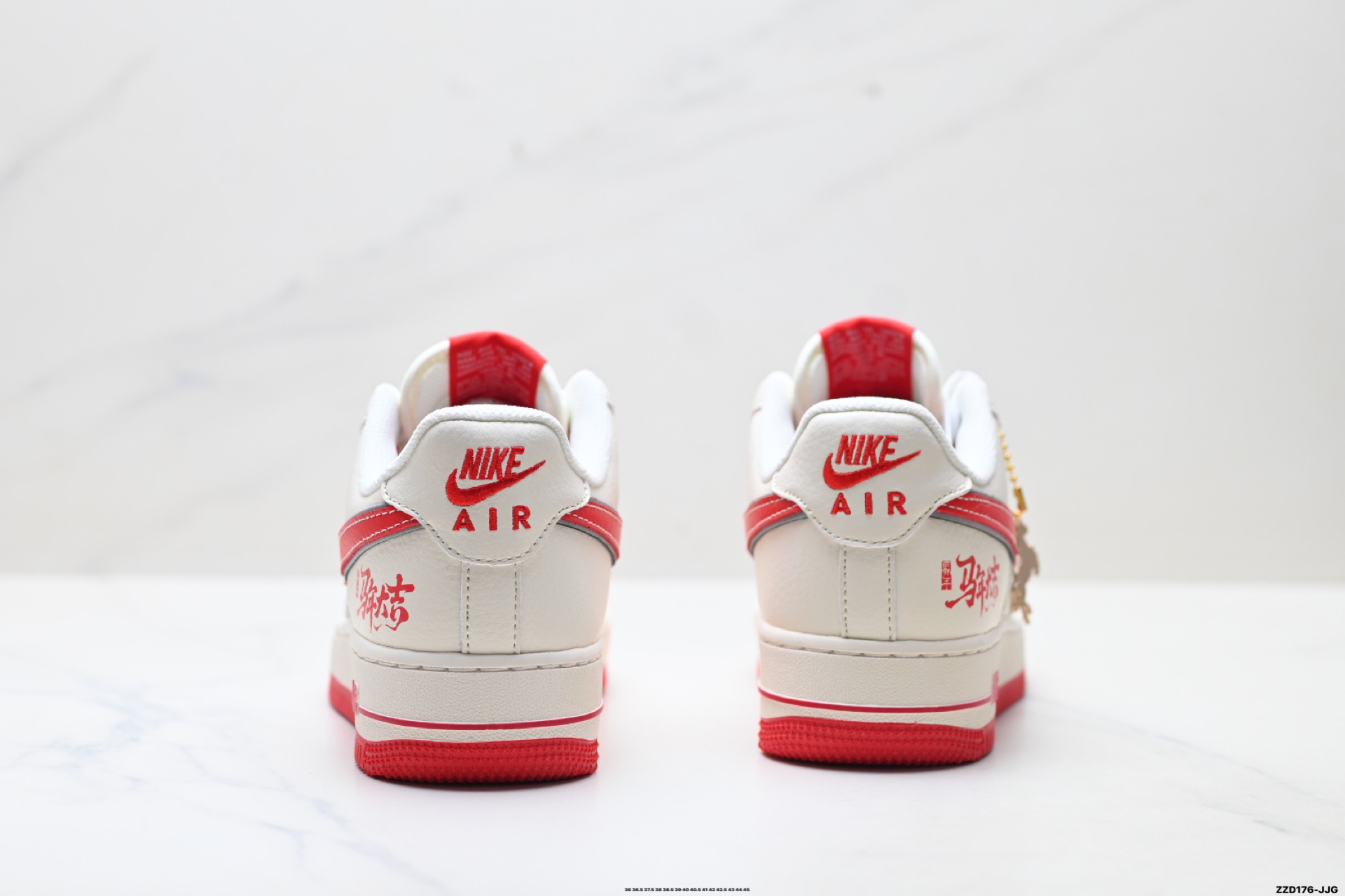 NIKE AIR FORCE 1‘07 LV8 QW5288-127 NIKE AIR FORCE 1‘07 LV8 QW5288-127