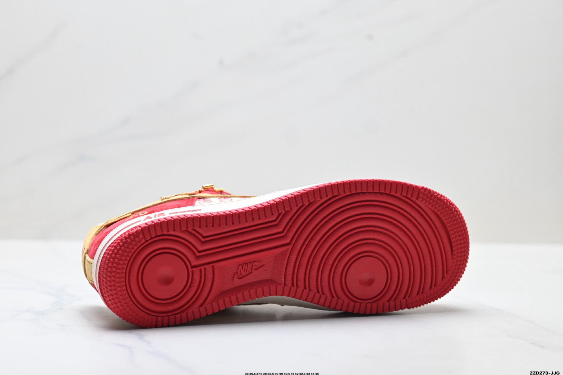 270 NIKE AIR FORCE 1‘07 LV8 XD0028-014