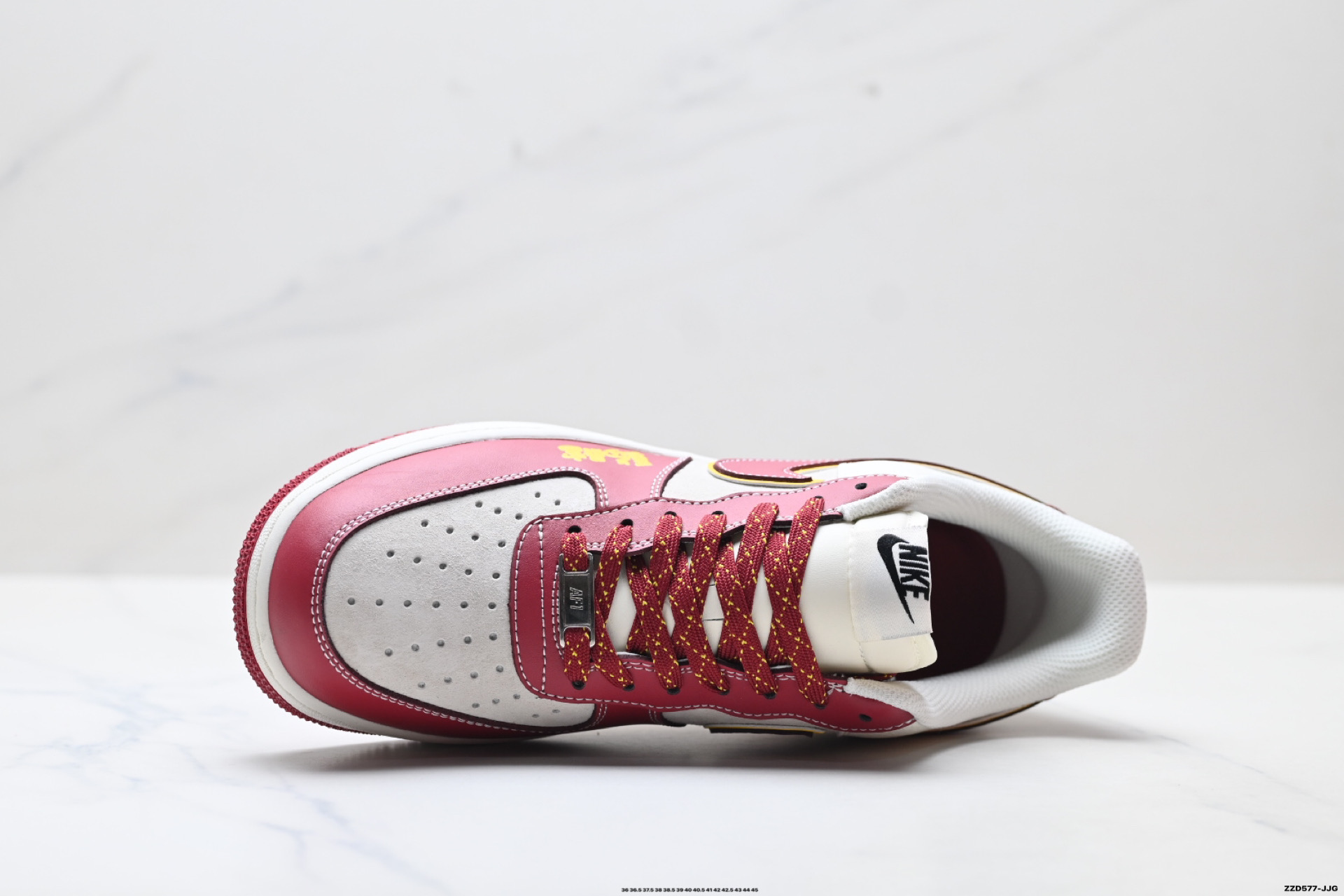 NIKE AIR FORCE 1‘07 LV8 DQ6628-165 NIKE AIR FORCE 1‘07 LV8 DQ6628-165
