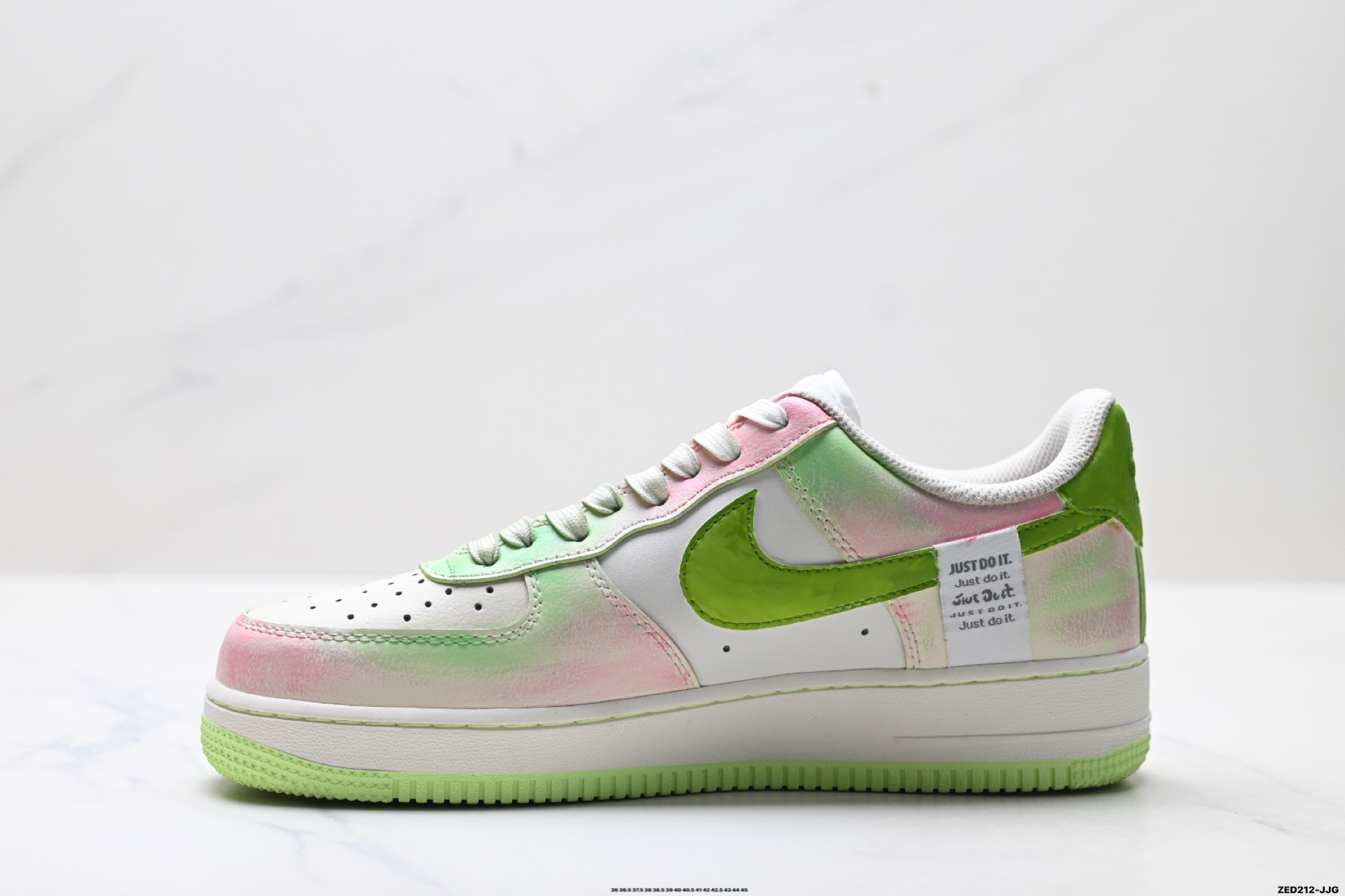 NIKE AIR FORCE 1‘07 LV8 FB1839-515 NIKE AIR FORCE 1‘07 LV8 FB1839-515