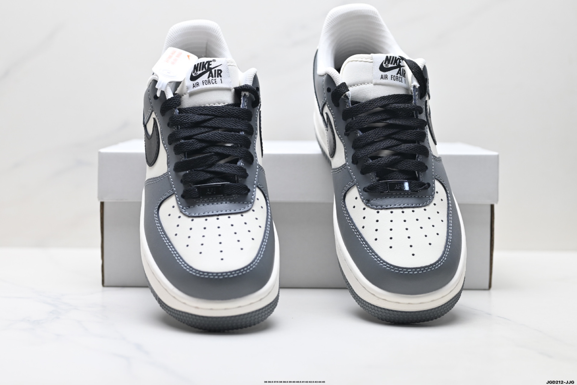 NIKE AIR FORCE 1‘07 FD9063-100 NIKE AIR FORCE 1‘07 FD9063-100
