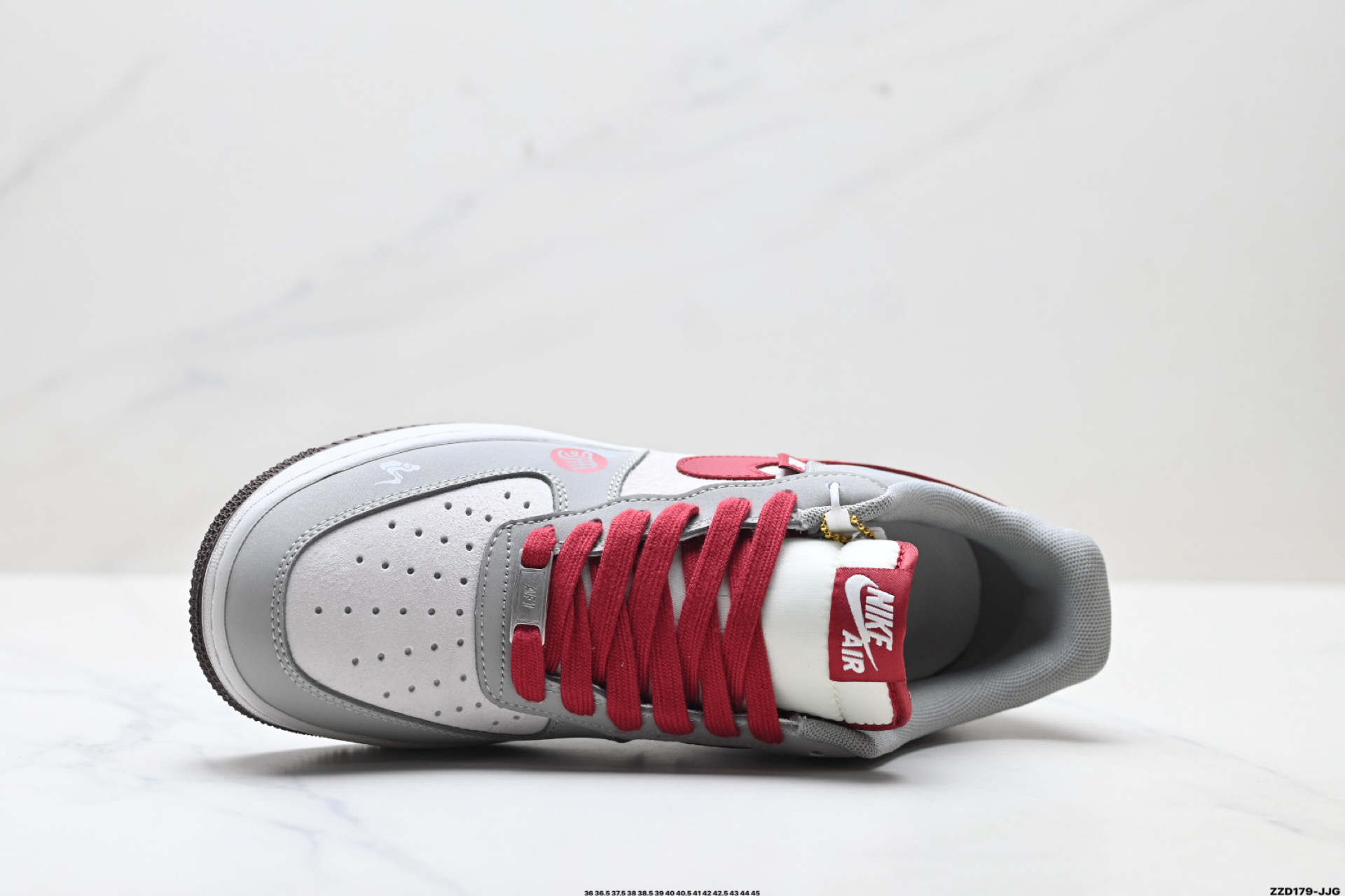NIKE AIR FORCE 1‘07 LV8 HT5088-621 NIKE AIR FORCE 1‘07 LV8 HT5088-621
