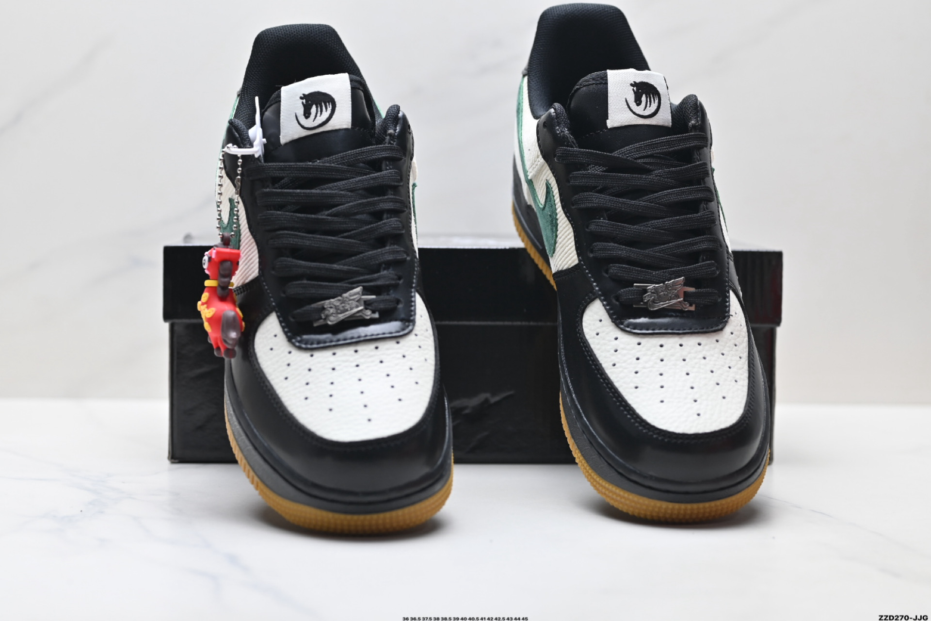 NIKE AIR FORCE 1‘07 LV8 DF0188-130 NIKE AIR FORCE 1‘07 LV8 DF0188-130