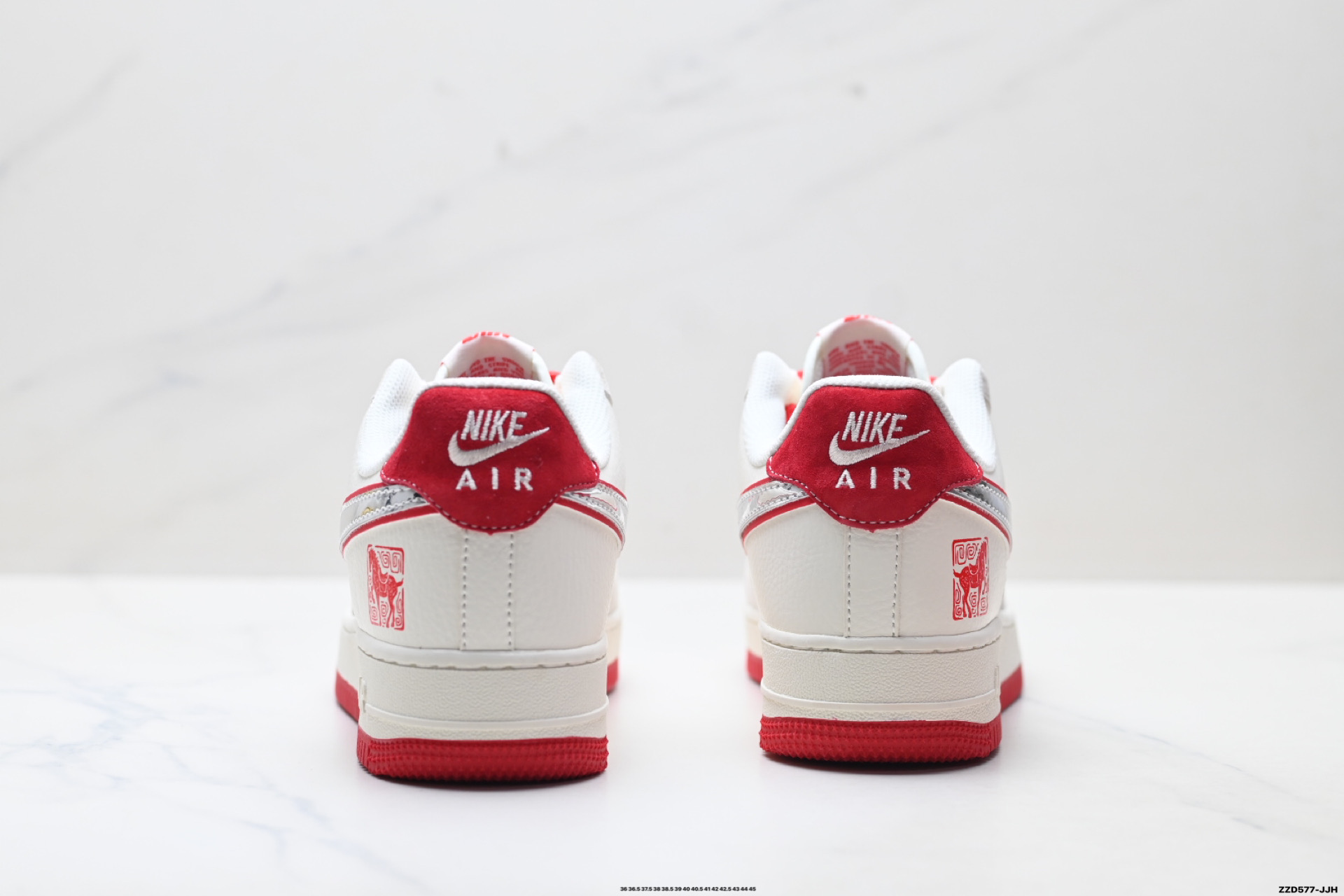 NIKE AIR FORCE 1‘07 LV8 XA2001-901