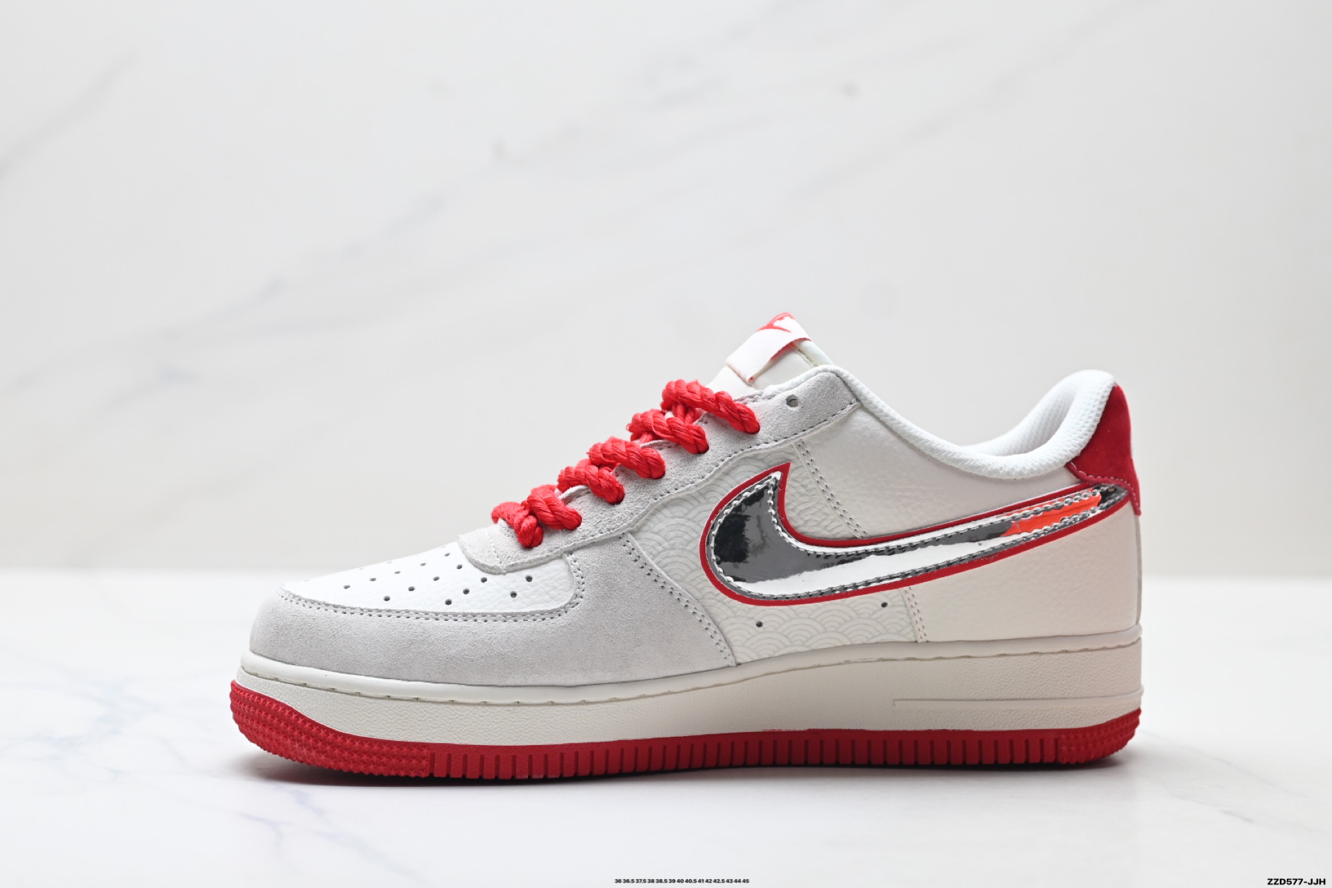 NIKE AIR FORCE 1‘07 LV8 XA2001-901