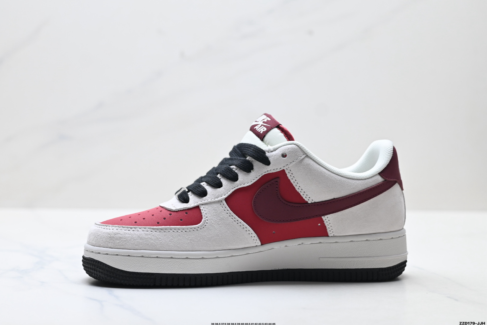 270 NIKE AIR FORCE 1‘07 LV8 JP2076-138