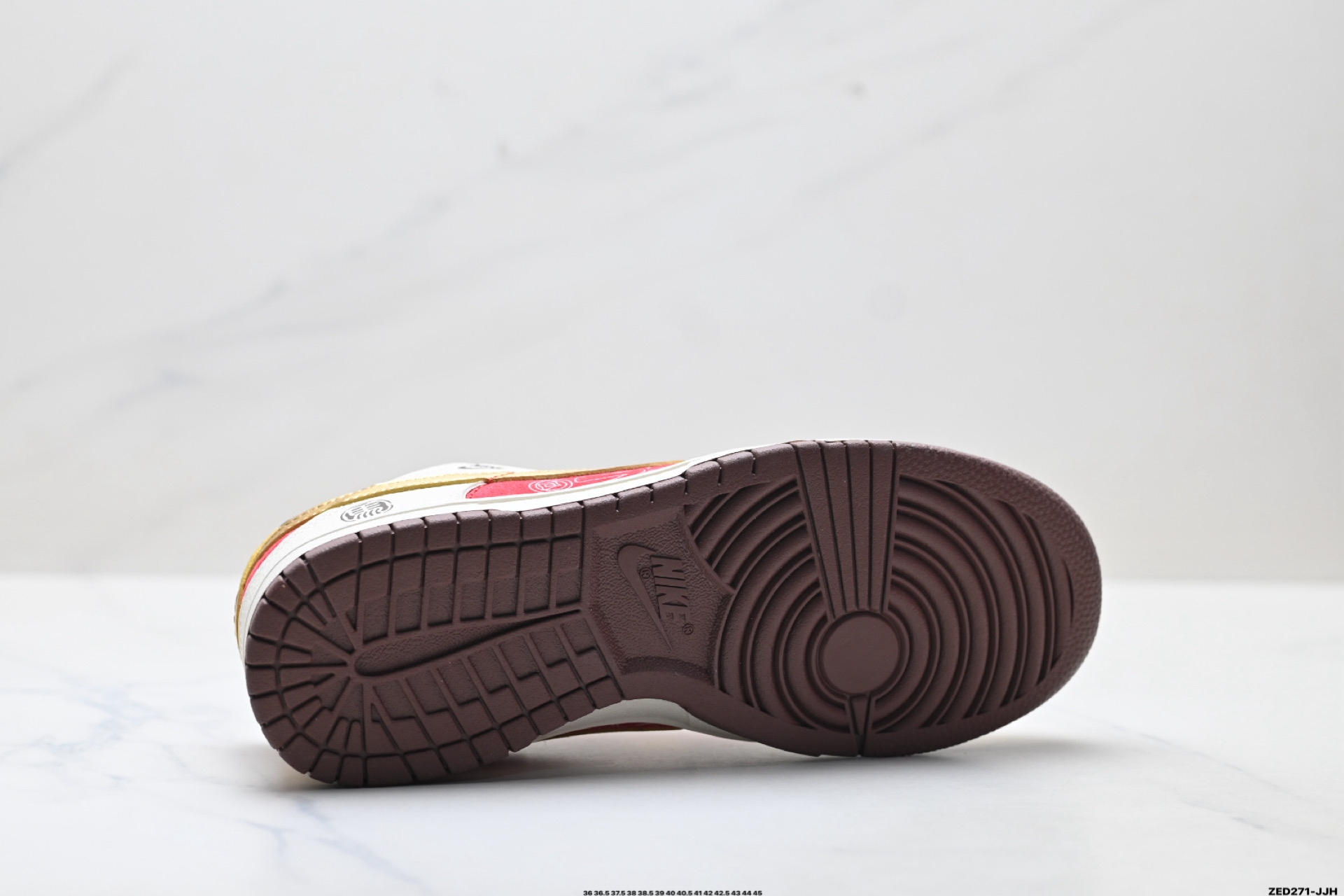 280 Nike Dunk Low Retro ‘DIY高端定制’耐克 低帮休闲运动板鞋 DN3168-025-Chinese UA Cheap High Quatity Brand Clothes Bags handbags Sneakers wholesale wholesaler seller from China Factory suppliers Fashion Clothing Shoes best Quality Beautiful Price 280 Nike Dunk Low Retro ‘DIY高端定制’耐克 低帮休闲运动板鞋 DN3168-025