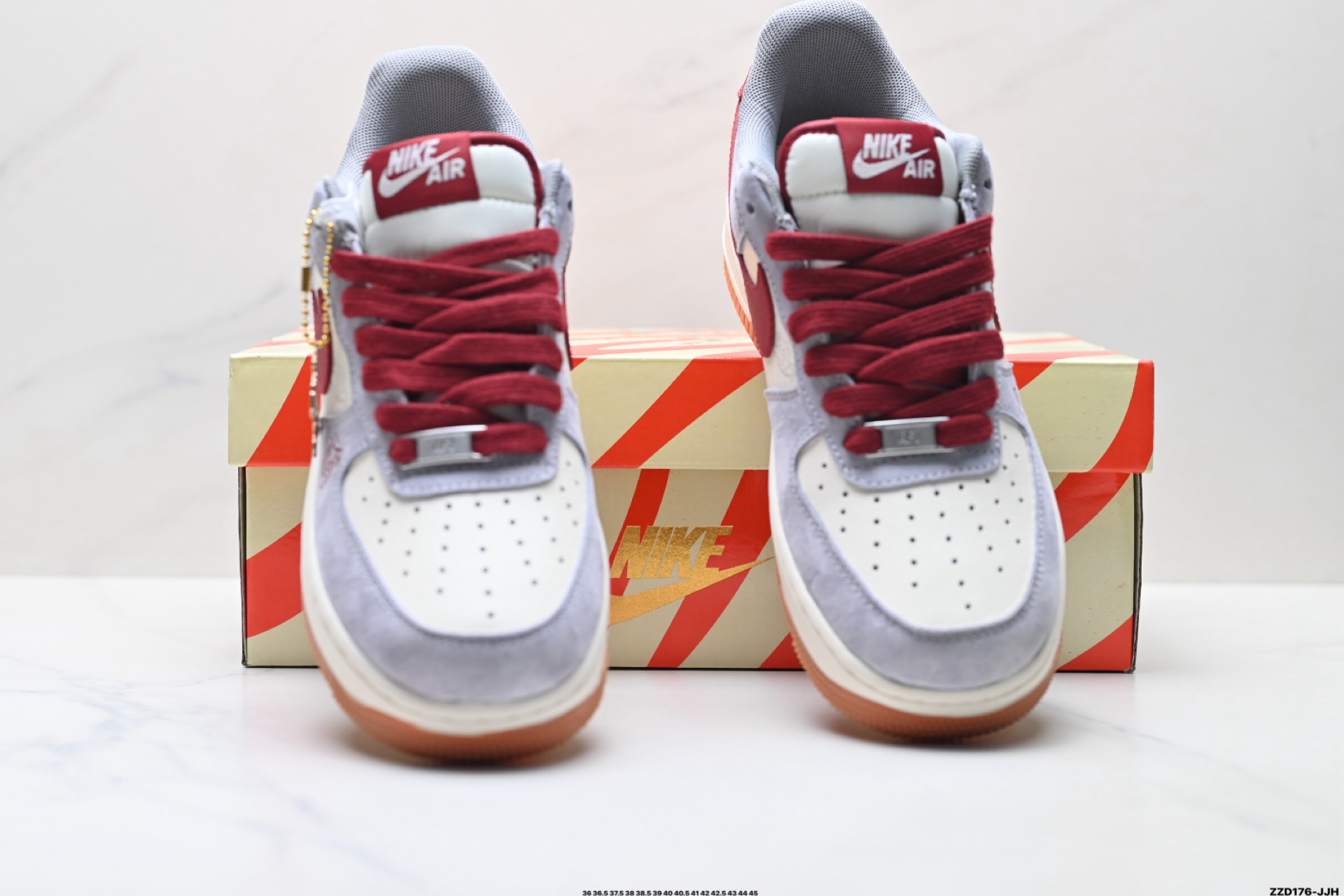 NIKE AIR FORCE 1‘07 LV8 QW5288-138