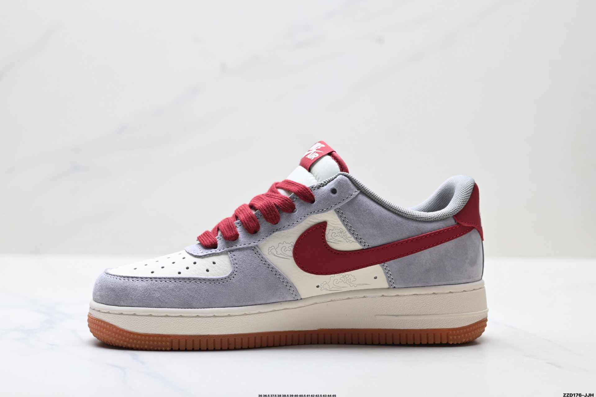 NIKE AIR FORCE 1‘07 LV8 QW5288-138