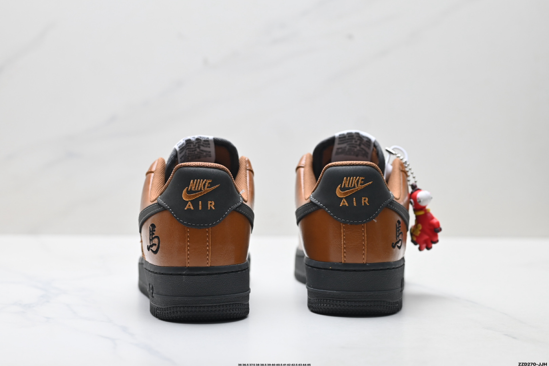 NIKE AIR FORCE 1‘07 LV8 XY9025-009
